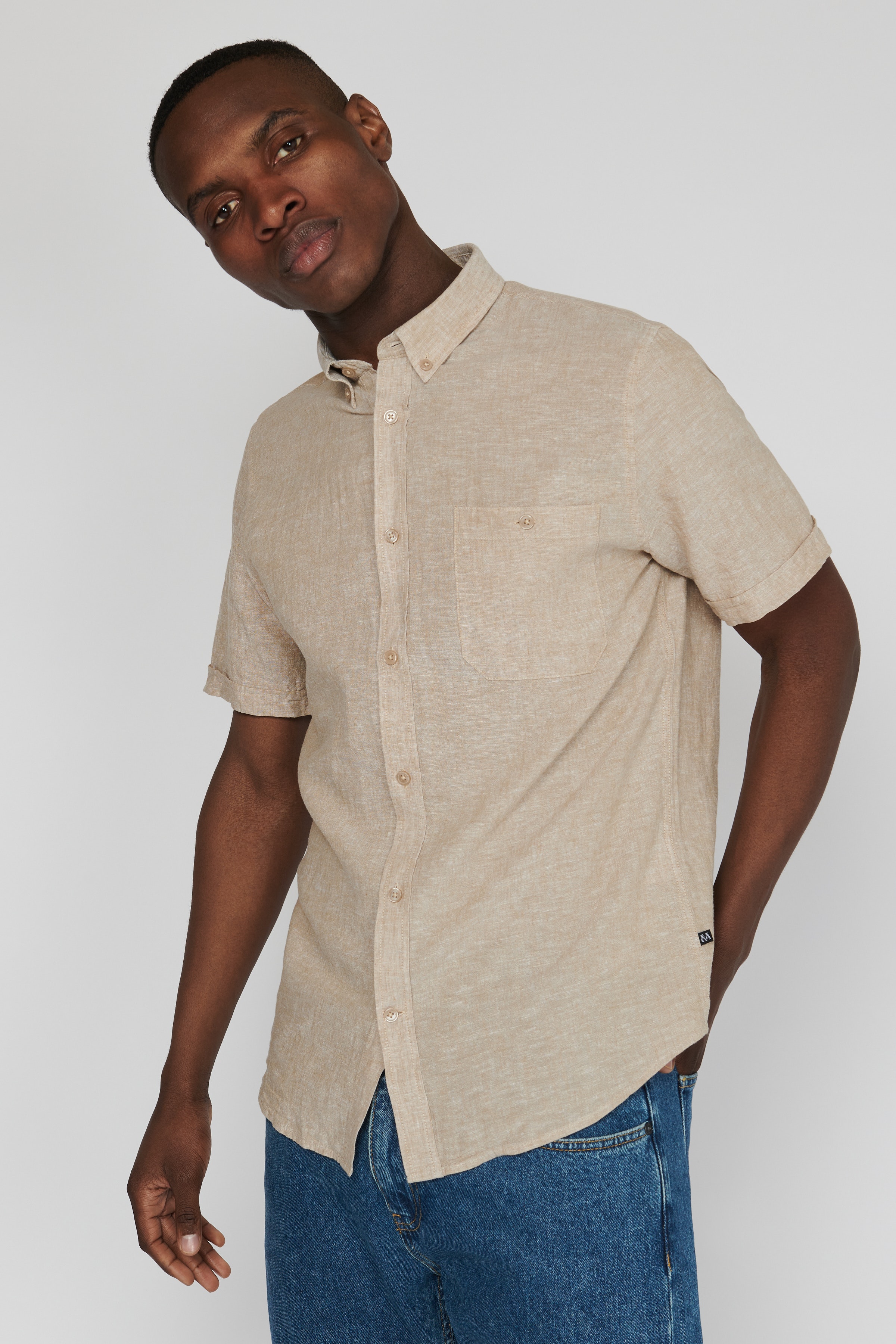 MAtrostol Shirt LOOKBOOK FRONT 30206086-171118