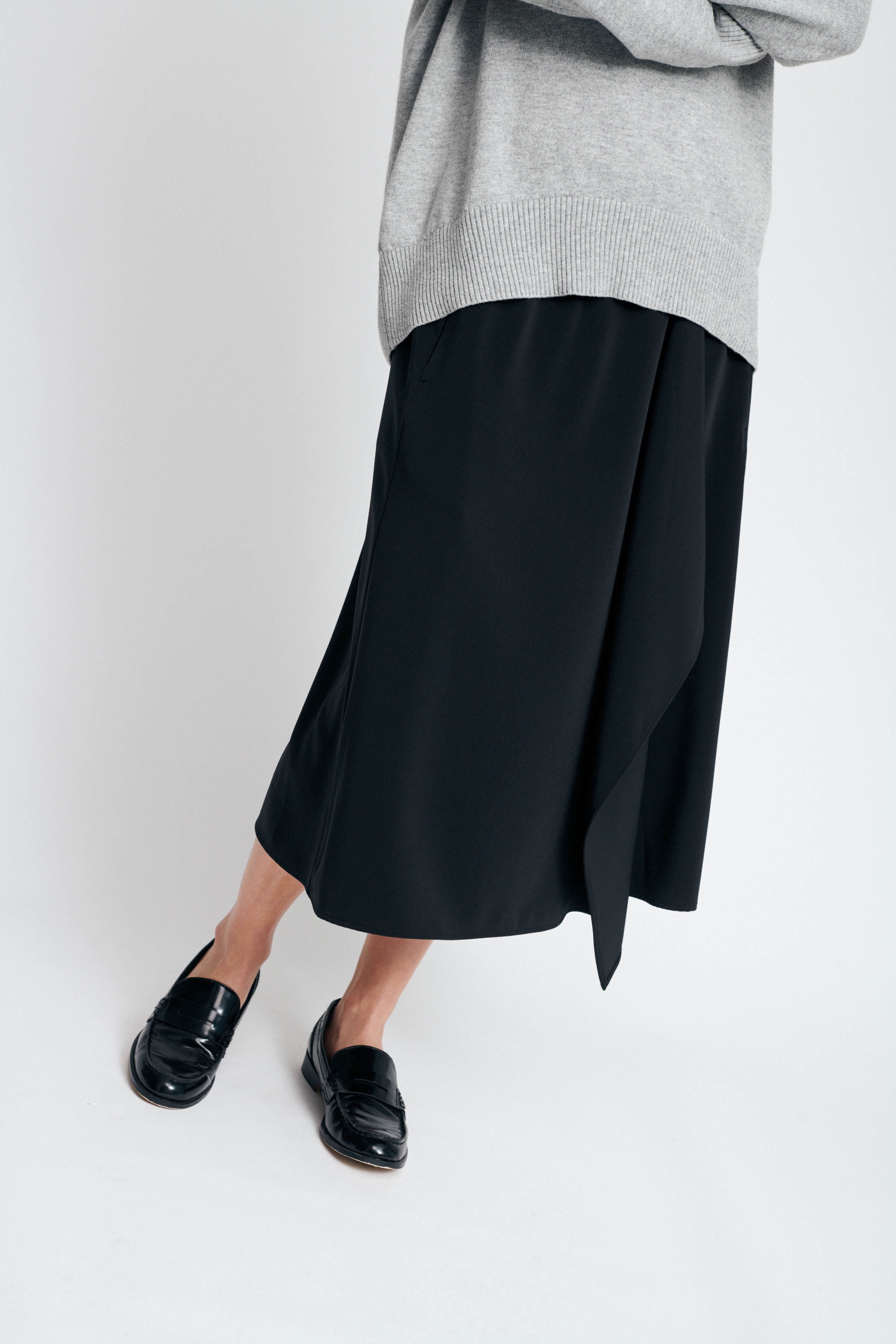 Skirt LOOKBOOK FRONT 30104088-10050