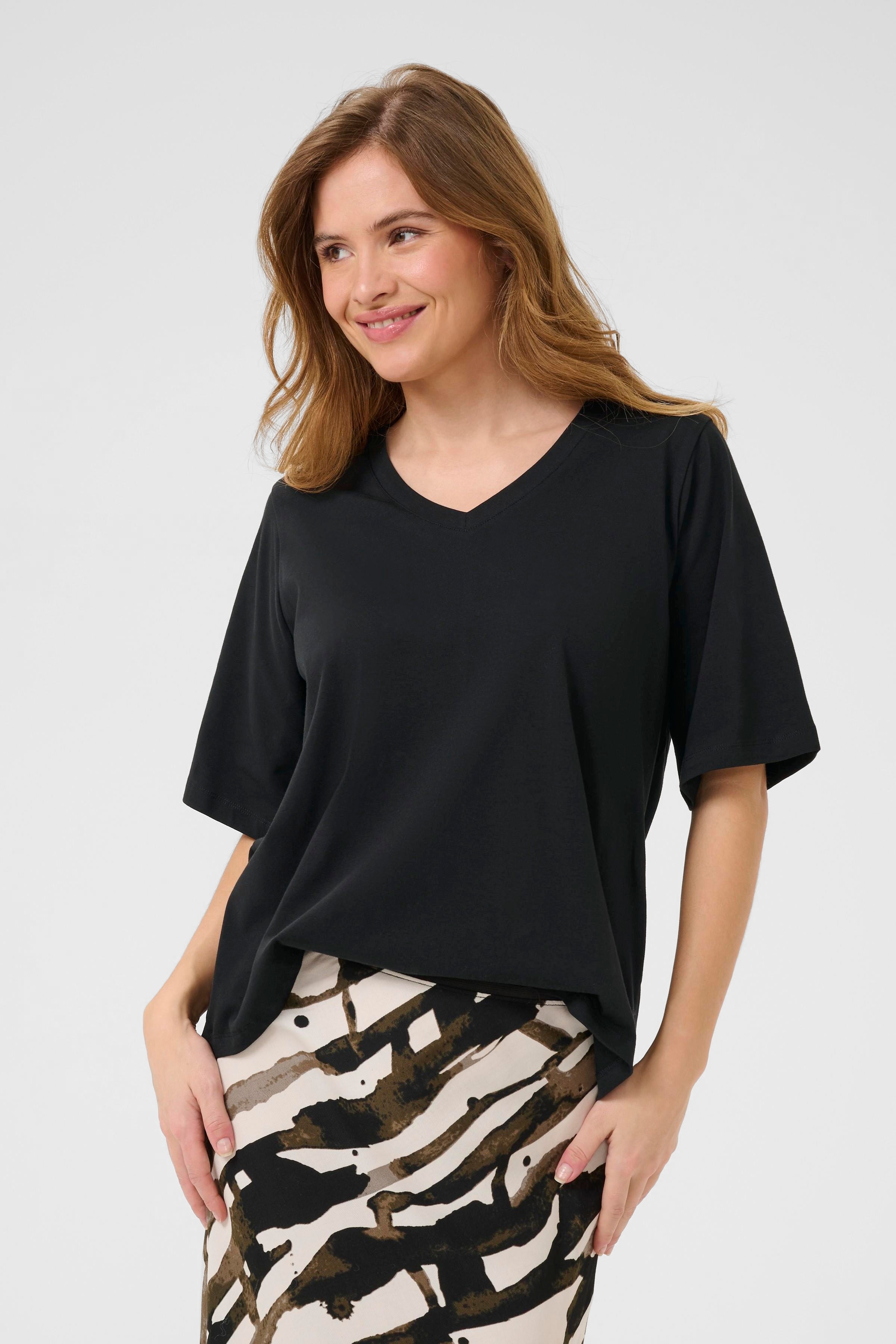 CUbase T-shirt LOOKBOOK FRONT 50112183-500012