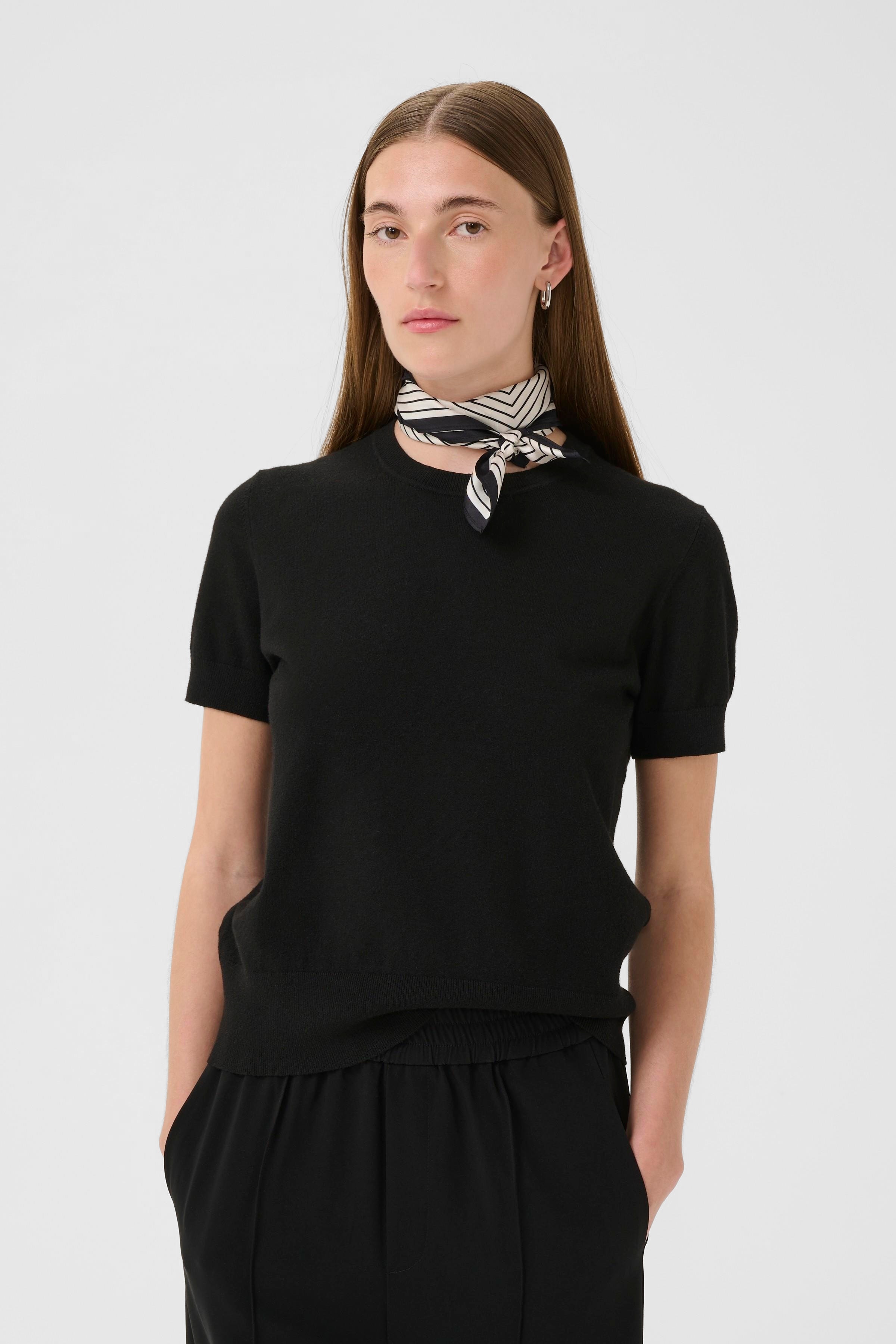 RafiqIW Tørklæde LOOKBOOK FRONT 30107632-110701