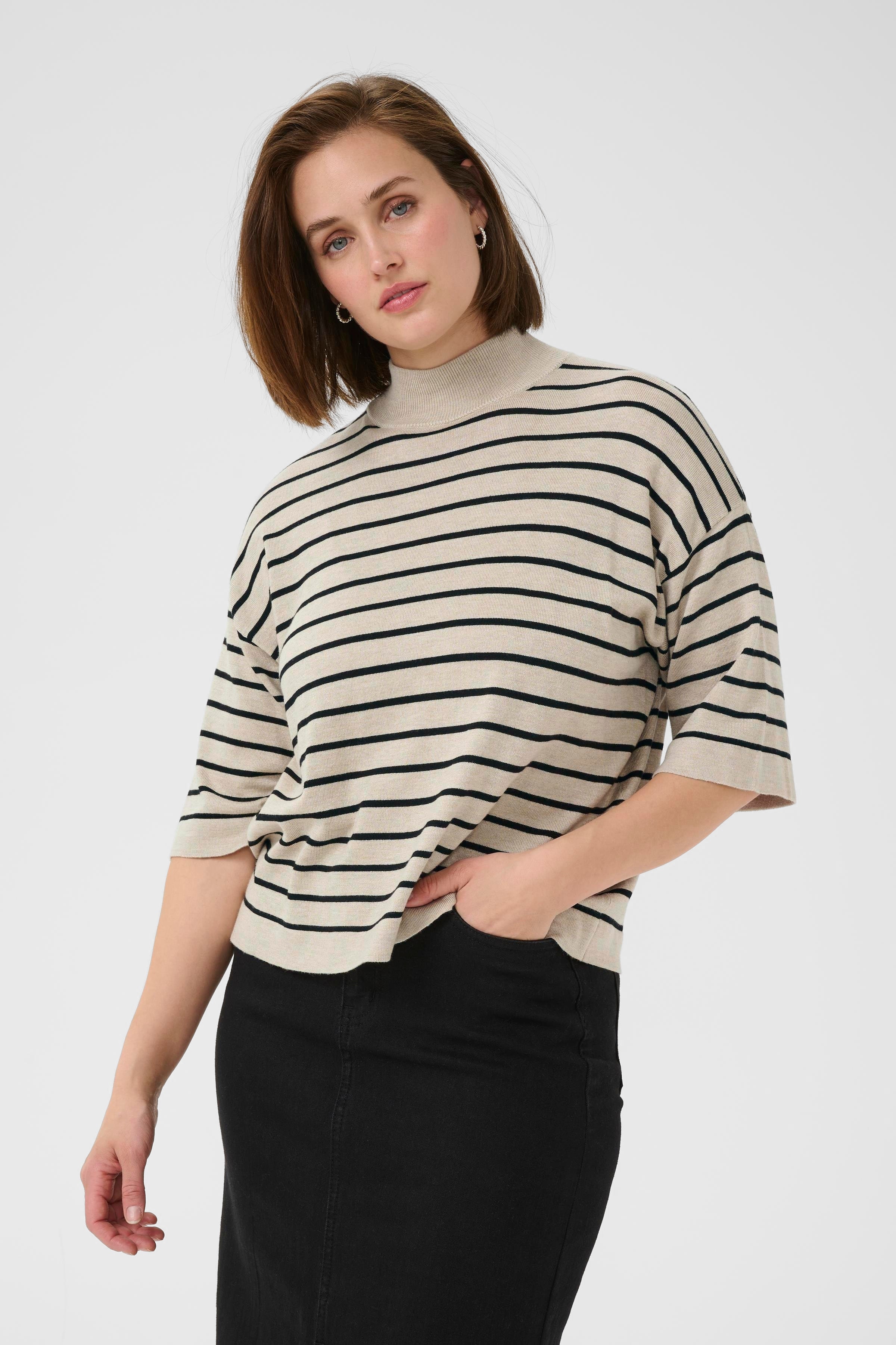 KAlizza Pullover LOOKBOOK FRONT 10510331-107929