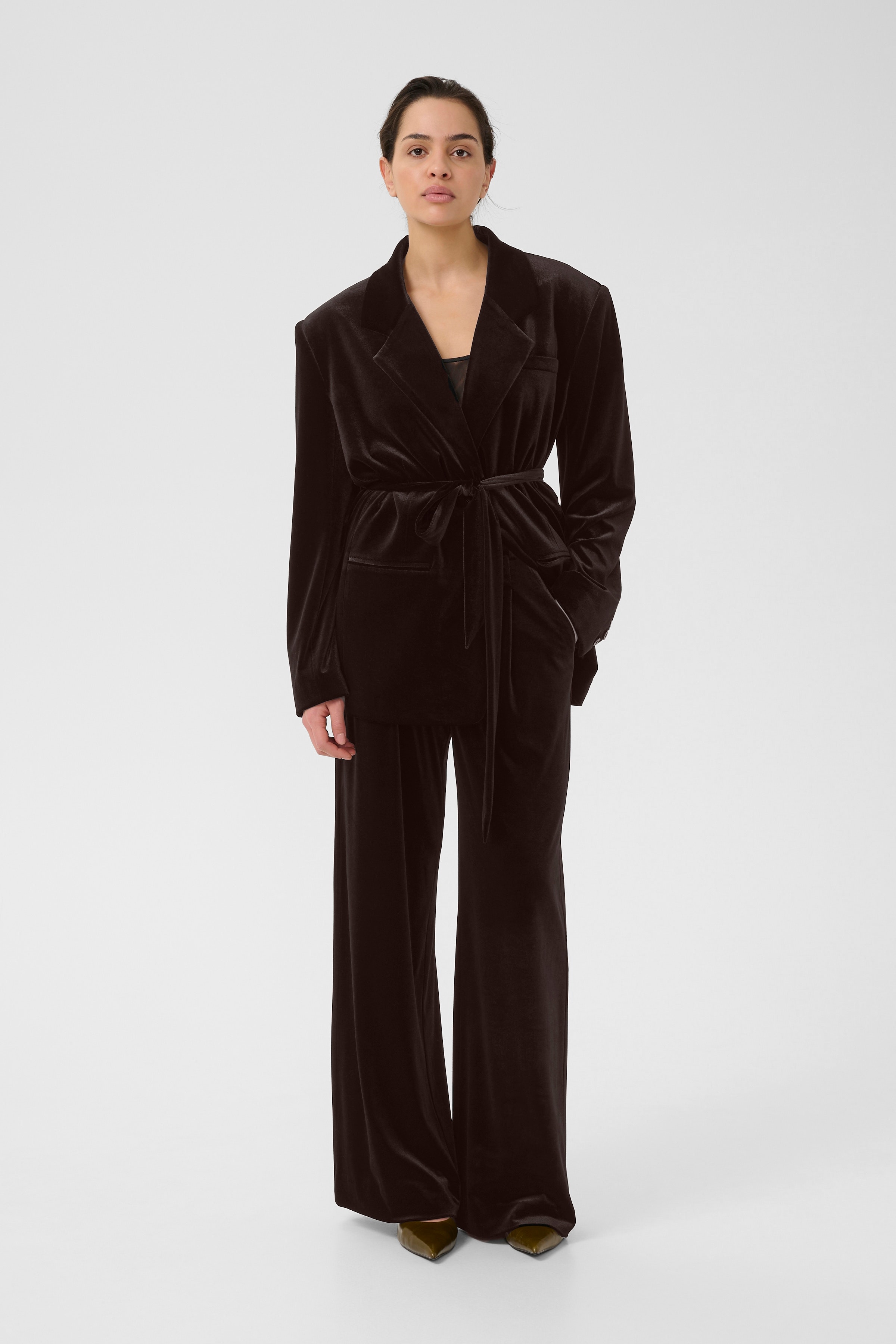 GZvitta Hose LOOKBOOK FRONT 10910718-191018