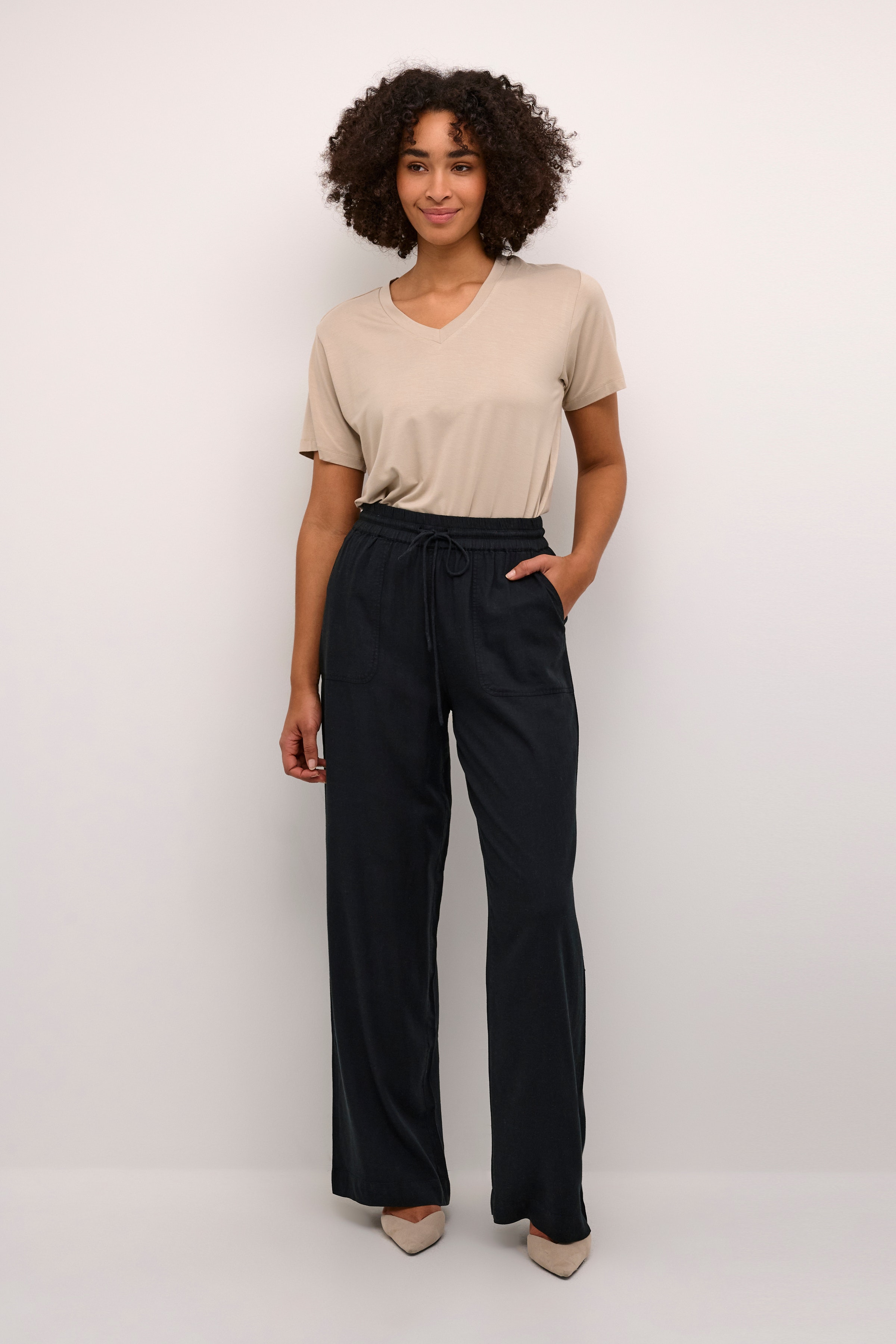 KAmilia Linen trousers LOOKBOOK FRONT 10508314-100121