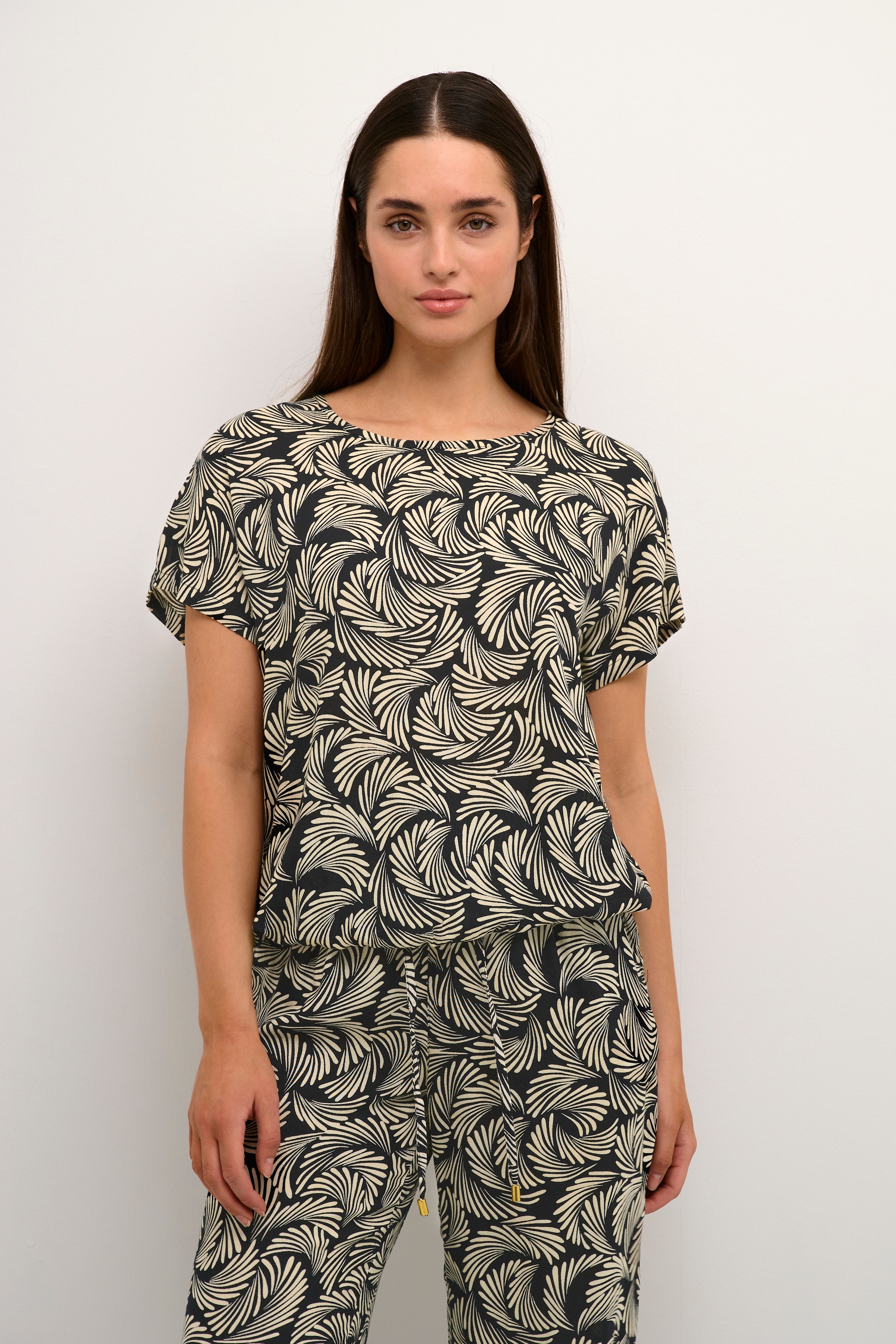 KAmarta Bluse LOOKBOOK FRONT 10507729-104492