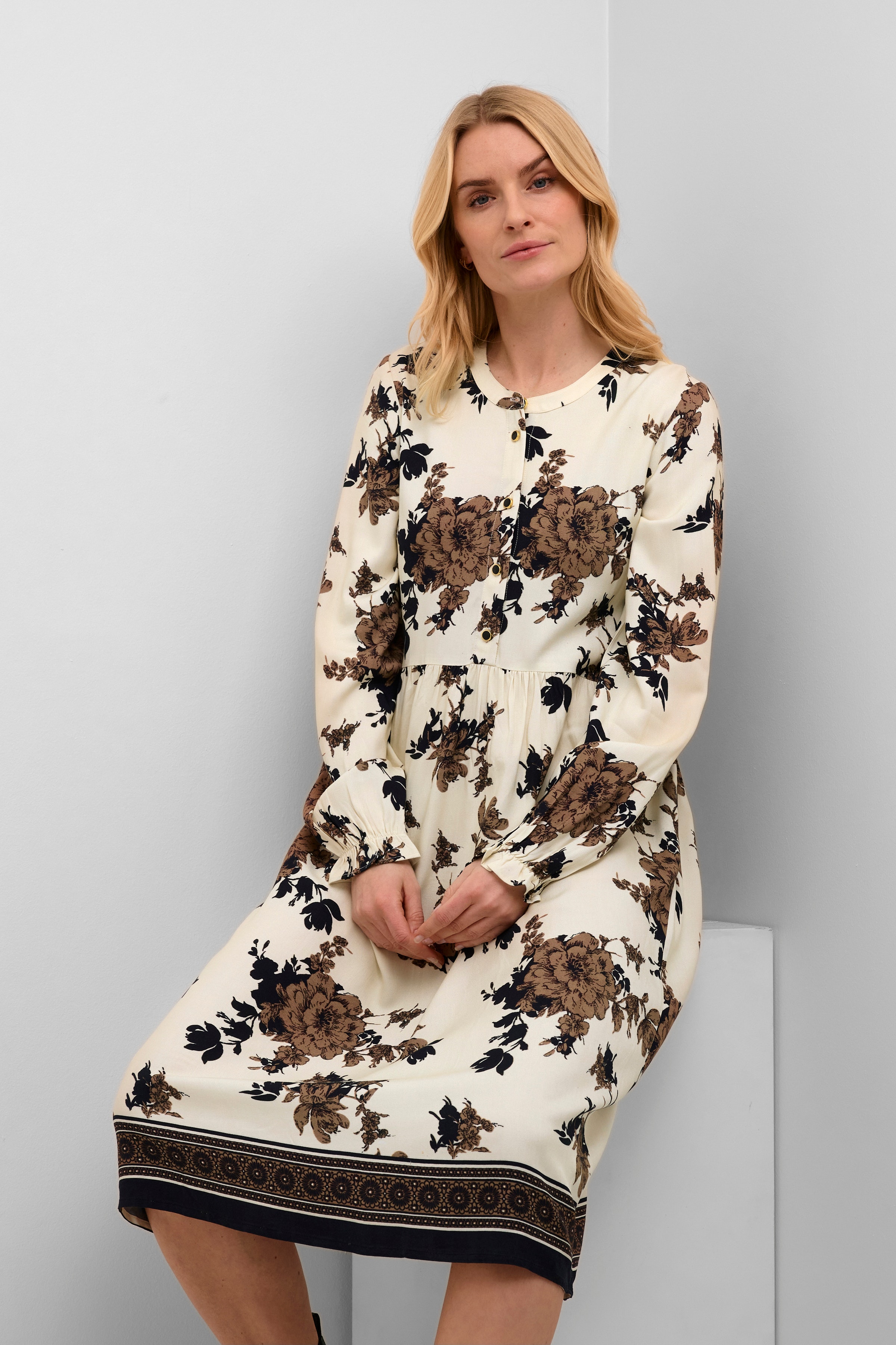BPverna Klänning LOOKBOOK DETAIL 10590438-104345B