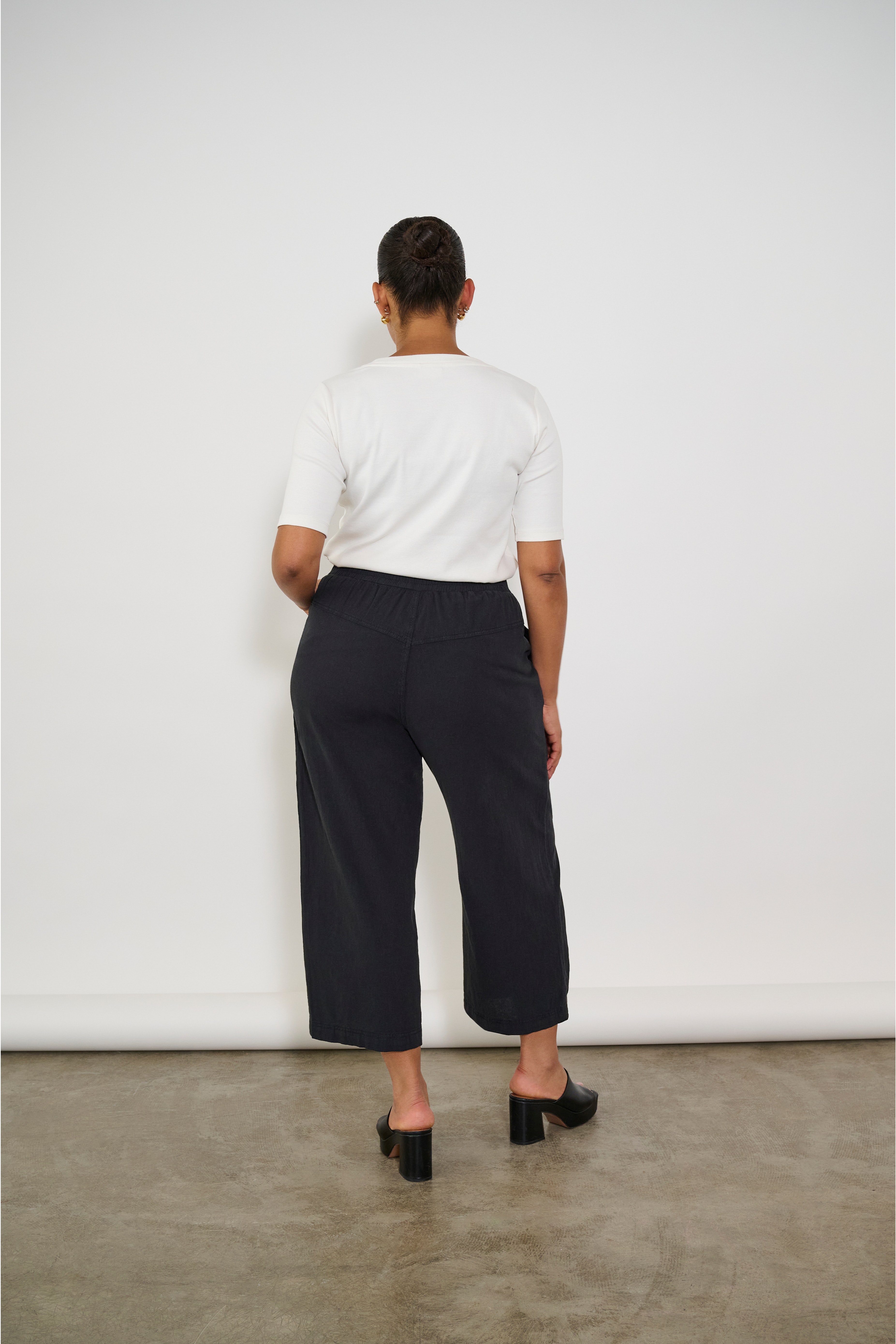 KCnana Culotte Trousers LOCATION NONE 10581488-100121