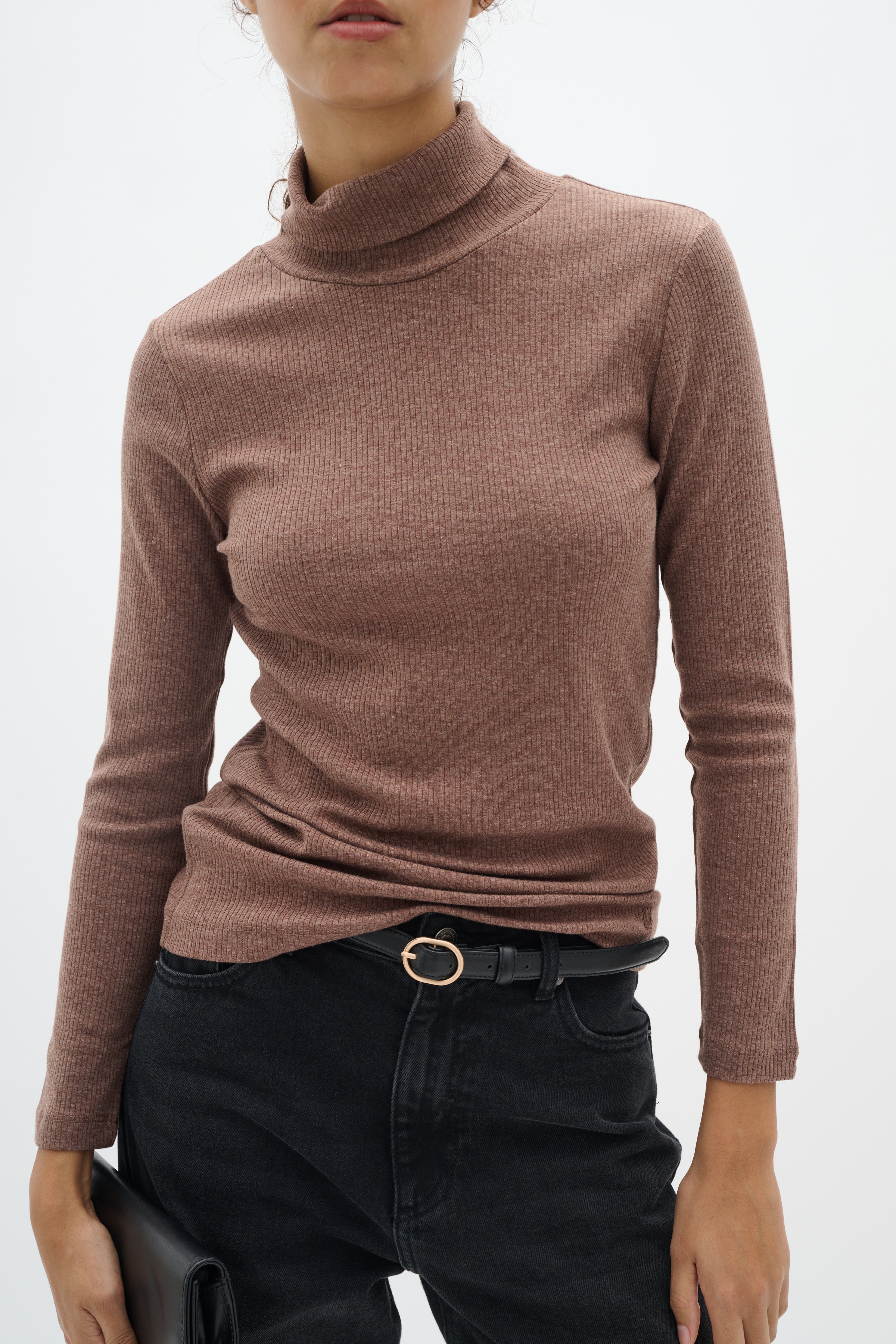 DagnaIW Rollneck Melange T-shirt LOOKBOOK DETAIL 30109838-1915181