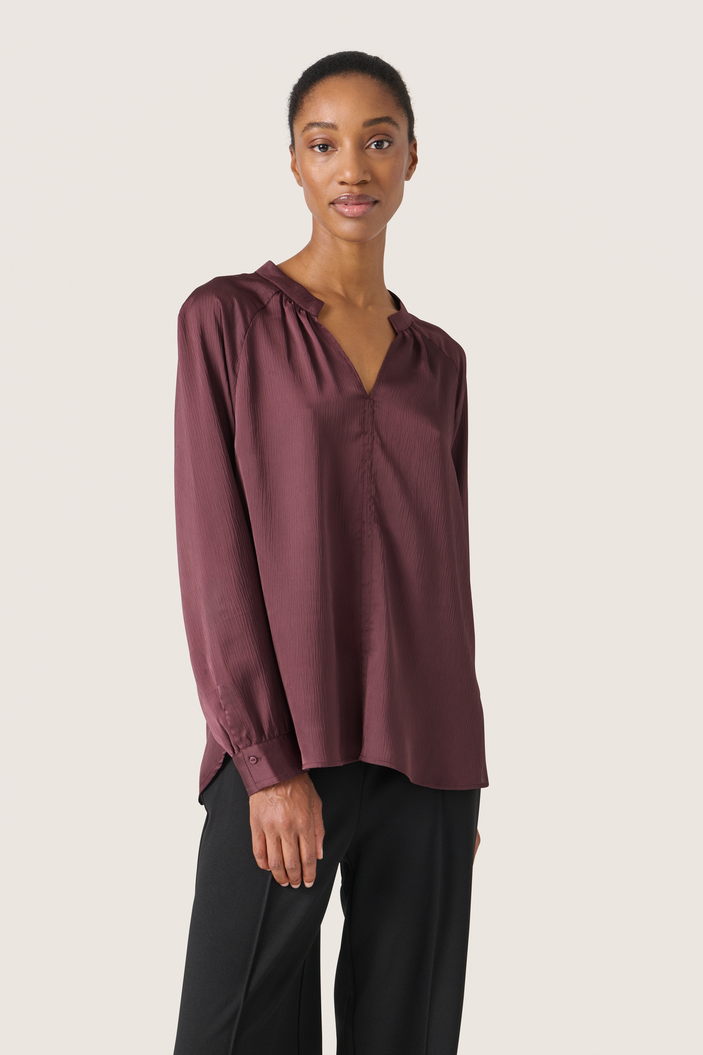 SLIoana Blouse LOOKBOOK FRONT 30407197-191619