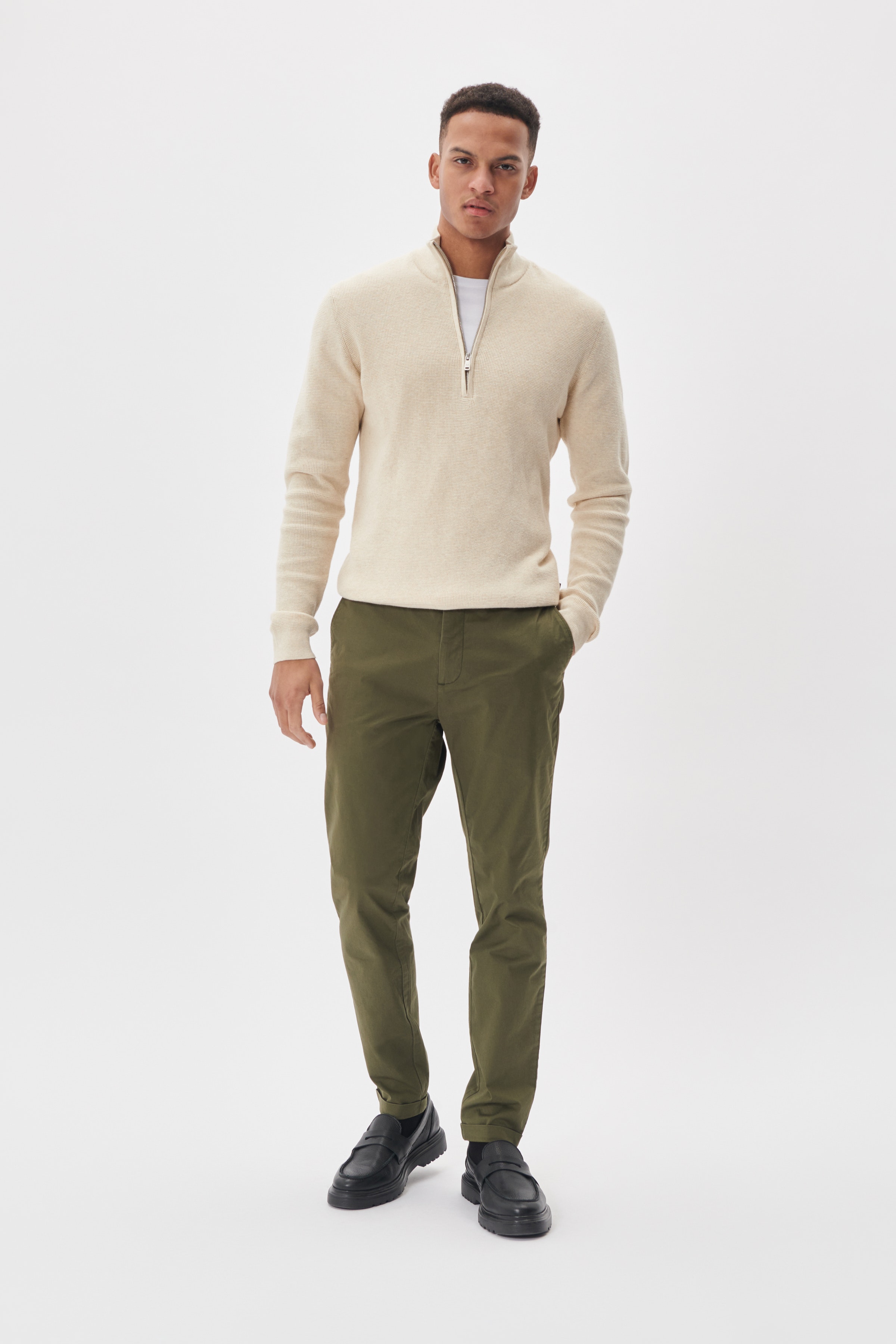 MAliam Bukser LOCATION NONE 30205185-190515