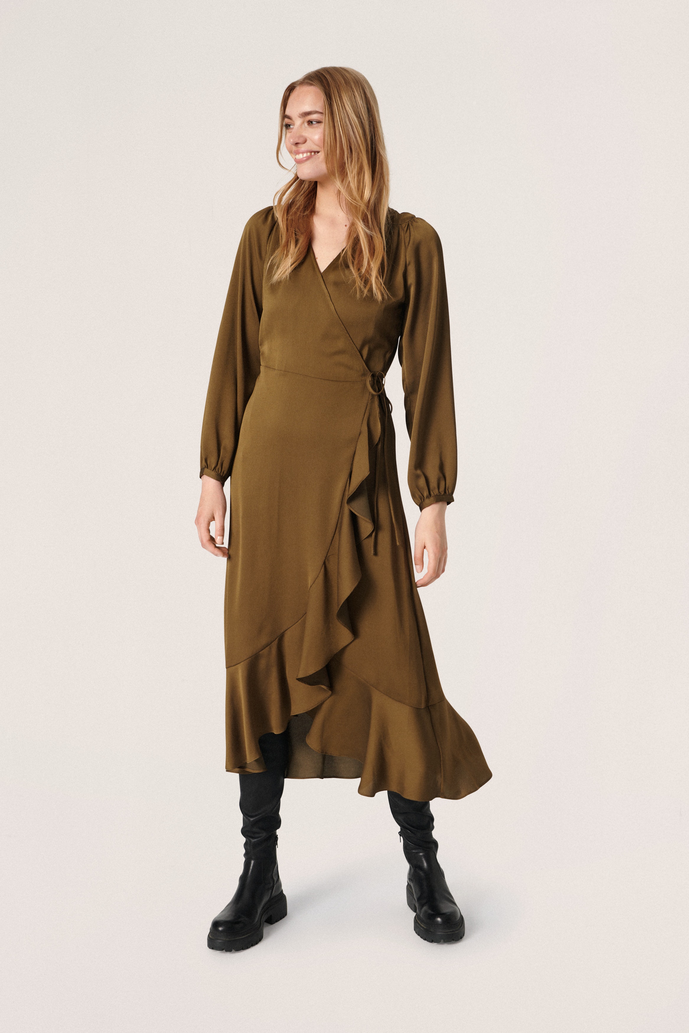 SLKarven Dress LOOKBOOK FRONT 30405657-190618