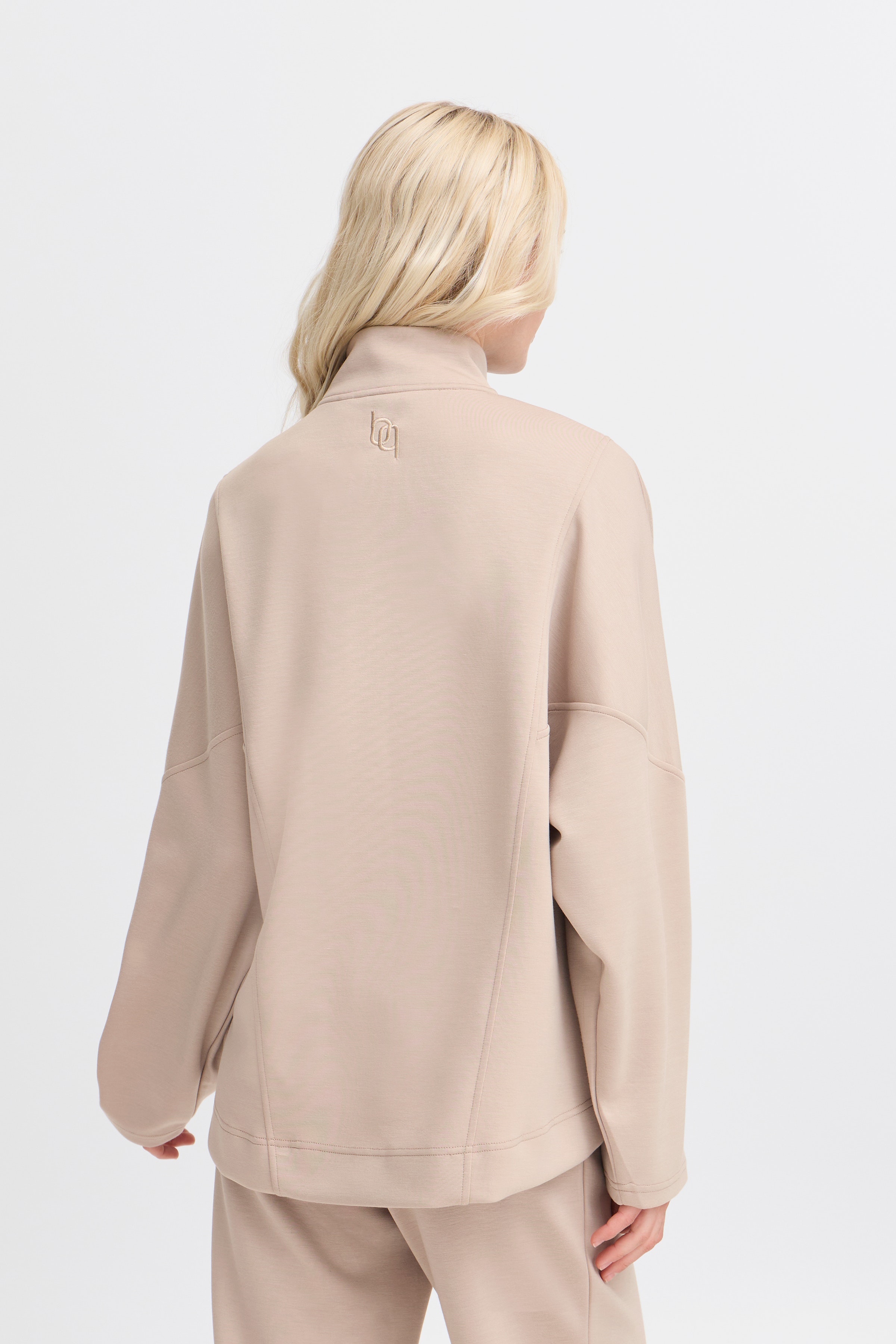 BYPUSTI Sweatshirt LOOKBOOK BACK 20818057-161305