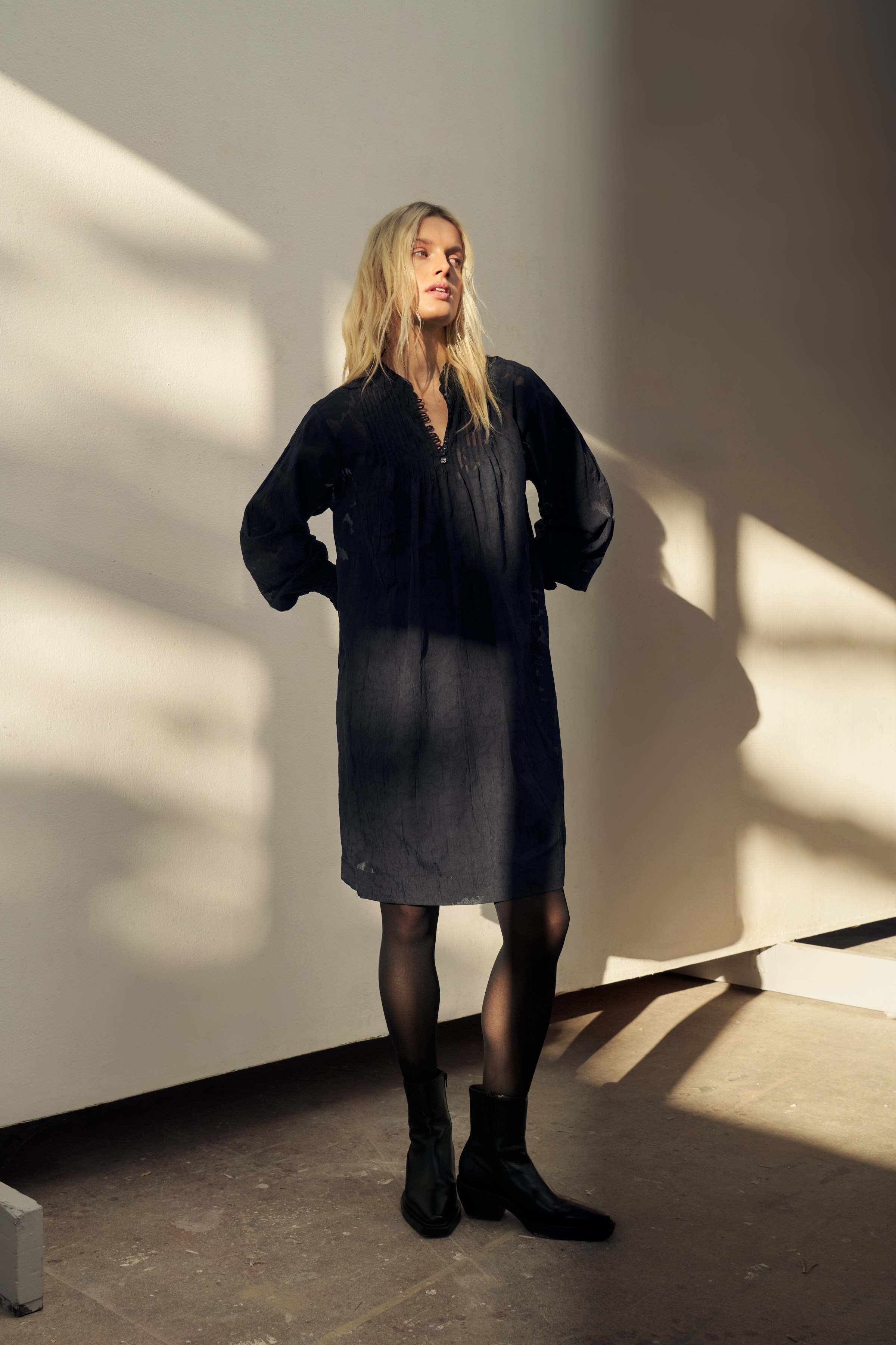 ZayaPW Kleid LOCATION NONE 30310287-304548