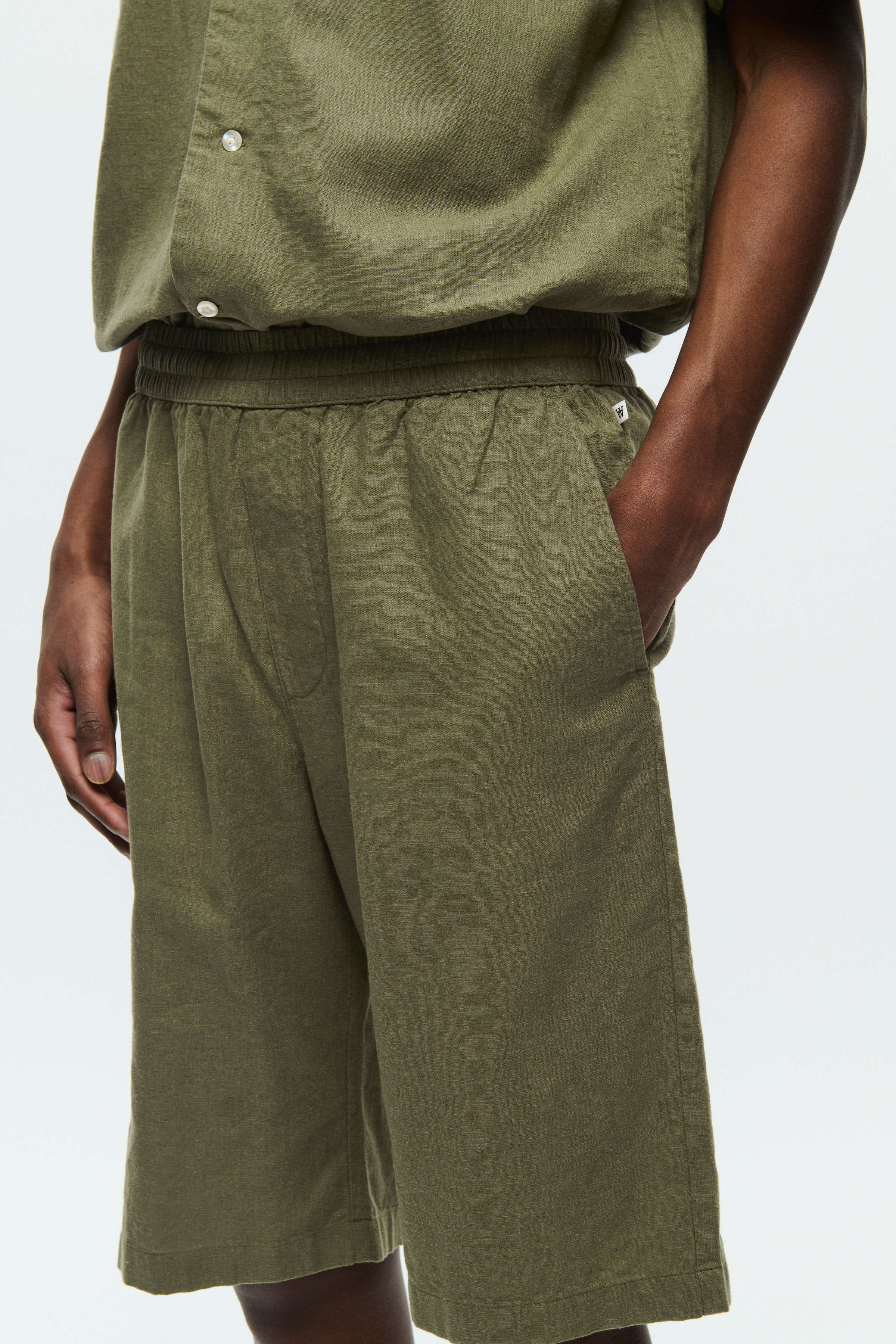 WWenoch Hør Shorts  LOOKBOOK DETAIL 30251410-180515