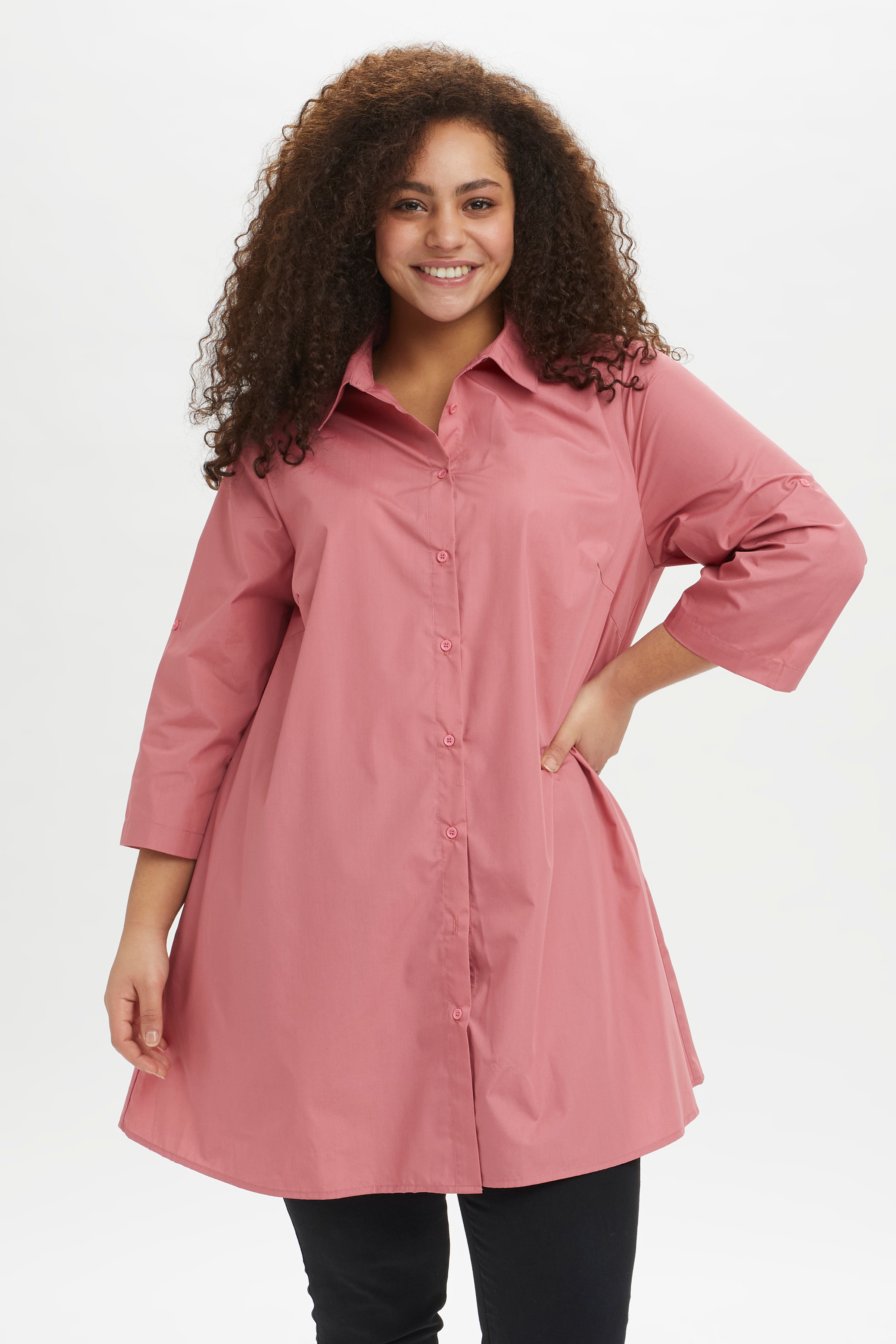 KCoda Tunic LOOKBOOK FRONT 10580589-171718