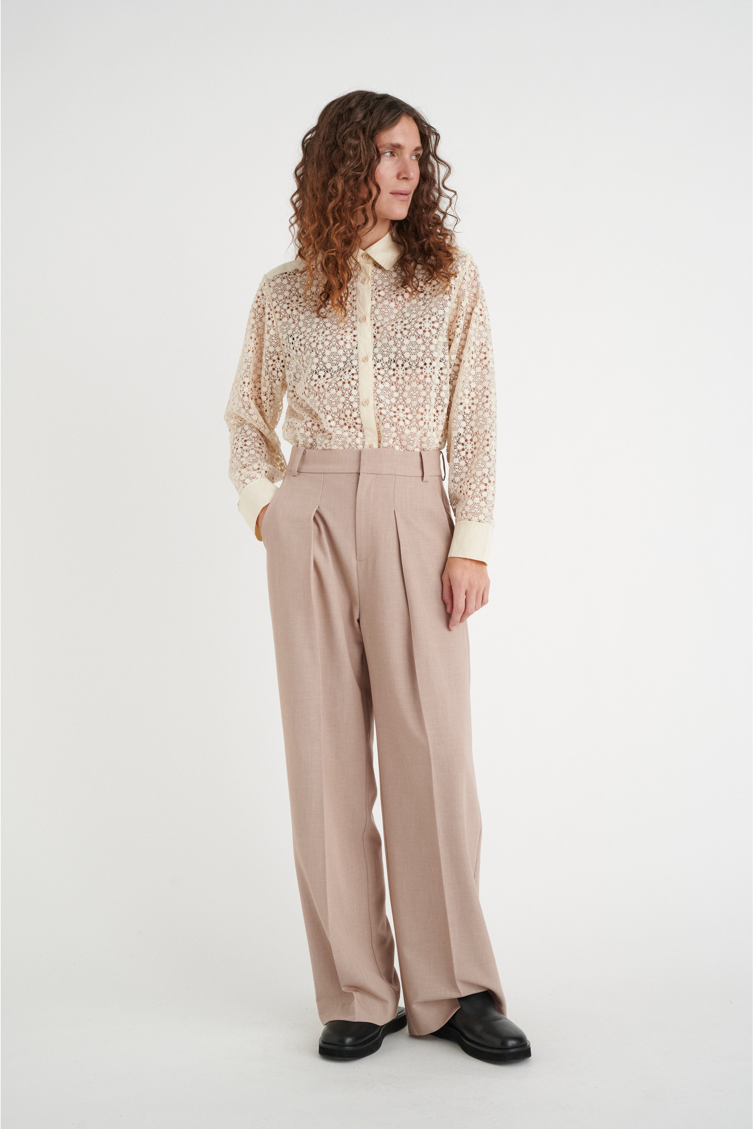 KoriIW Broek LOOKBOOK FRONT 30107355-300868