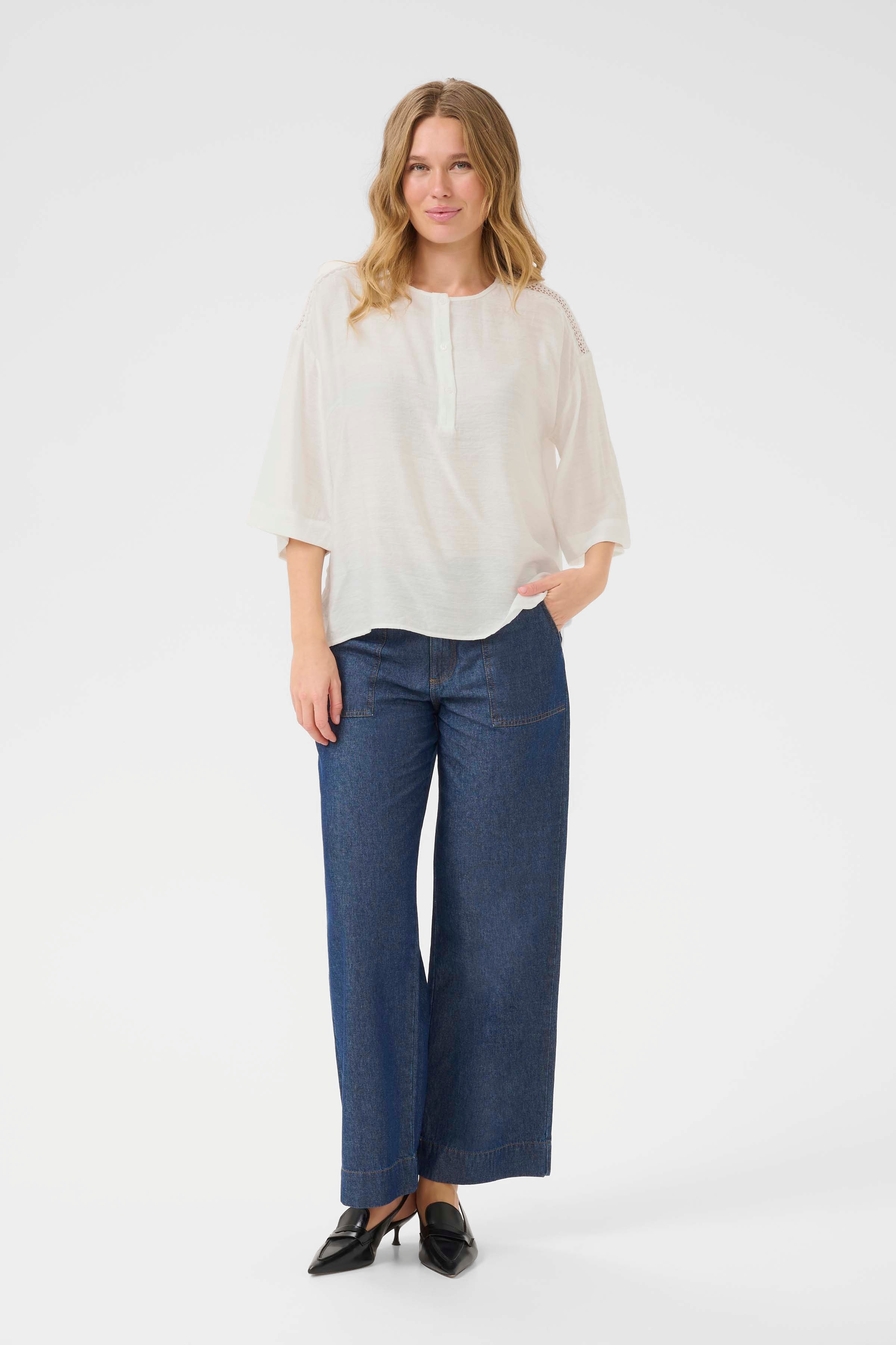 BPpenelope Blouse LOOKBOOK FRONT 10590877-110602B