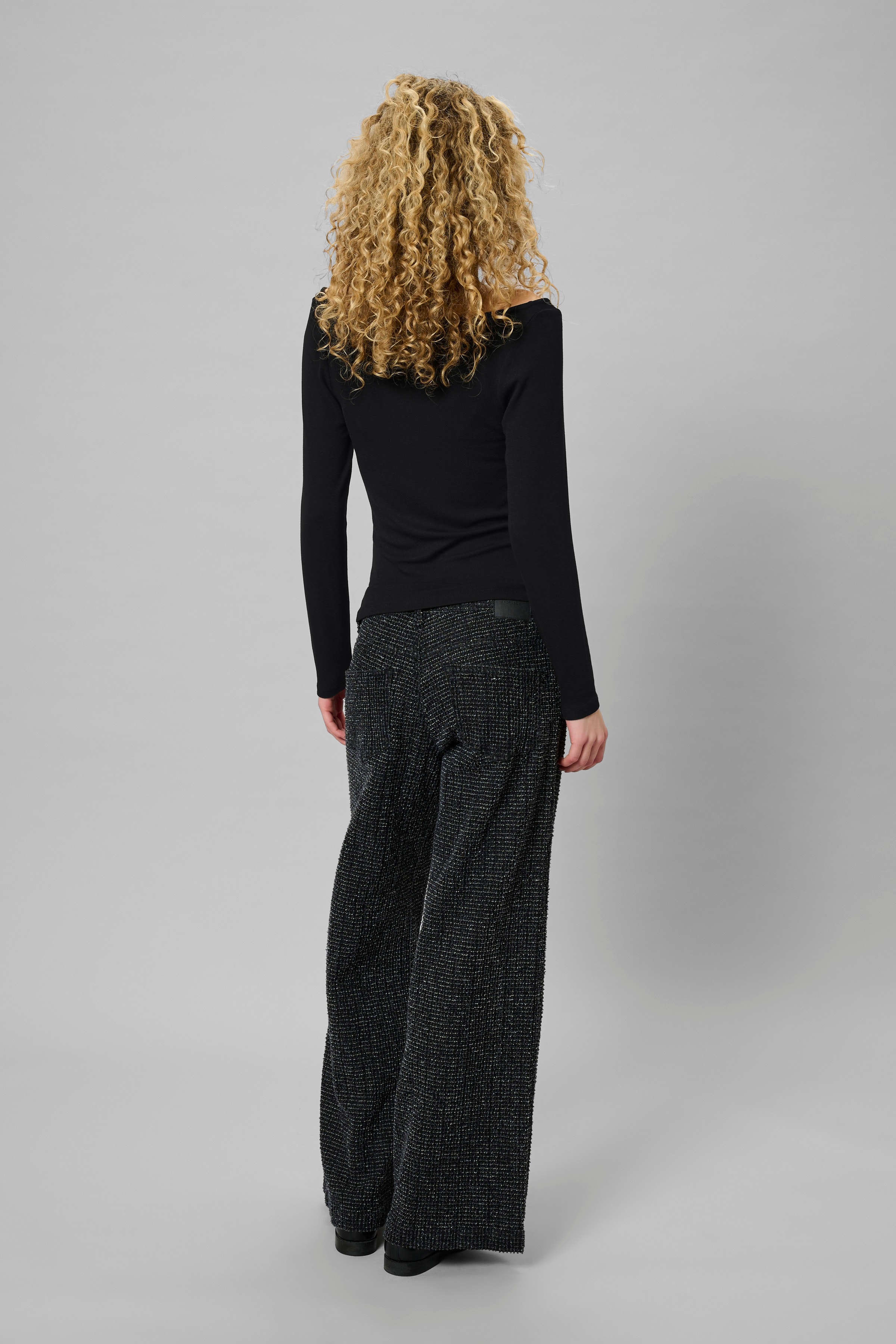 MWGiggo Blouse LOOKBOOK BACK 10705396-100031