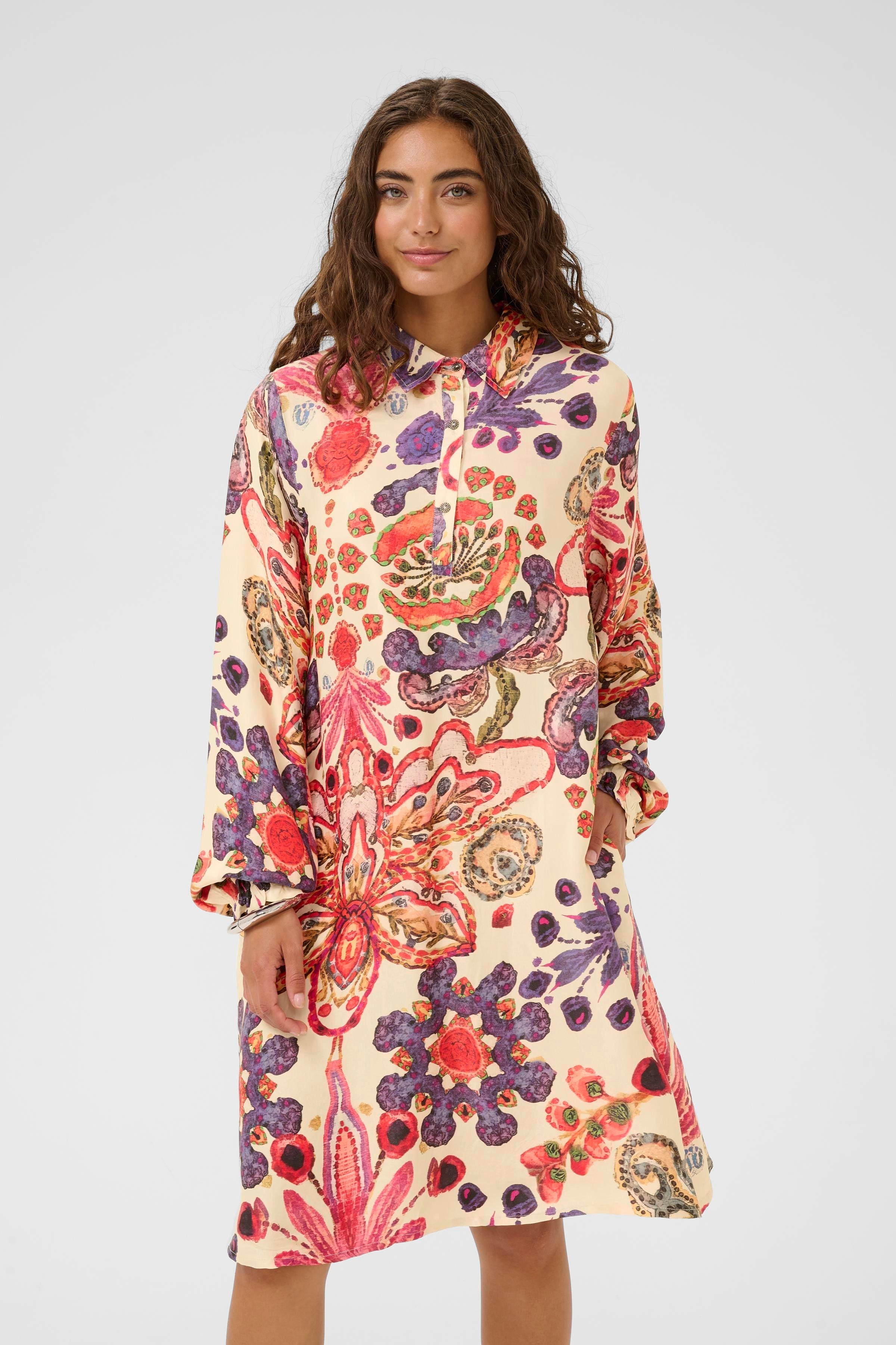 CUmandy Kjole LOOKBOOK FRONT 50112680-108905