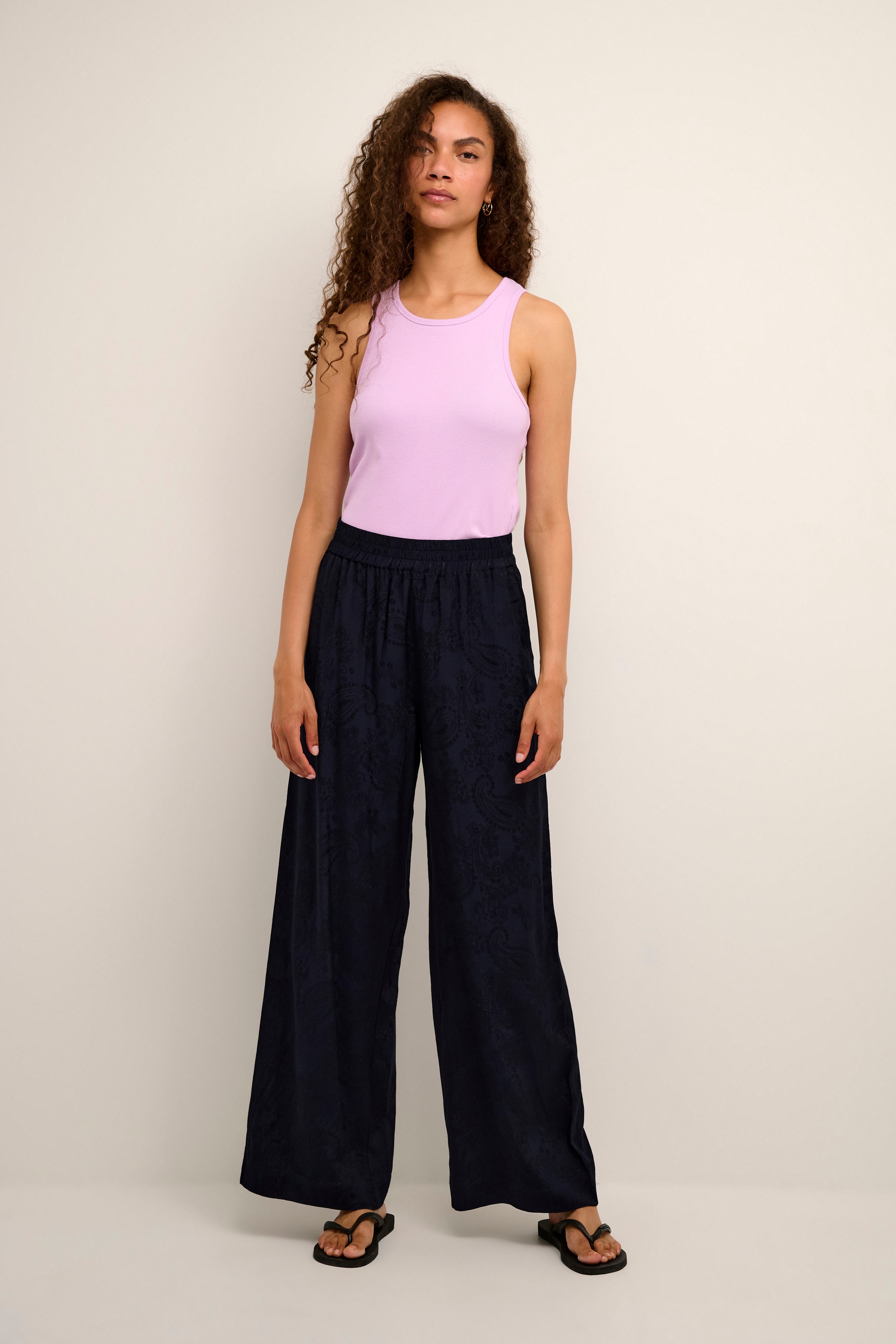 HennaKB Trousers LOOKBOOK FRONT 10104248-193924