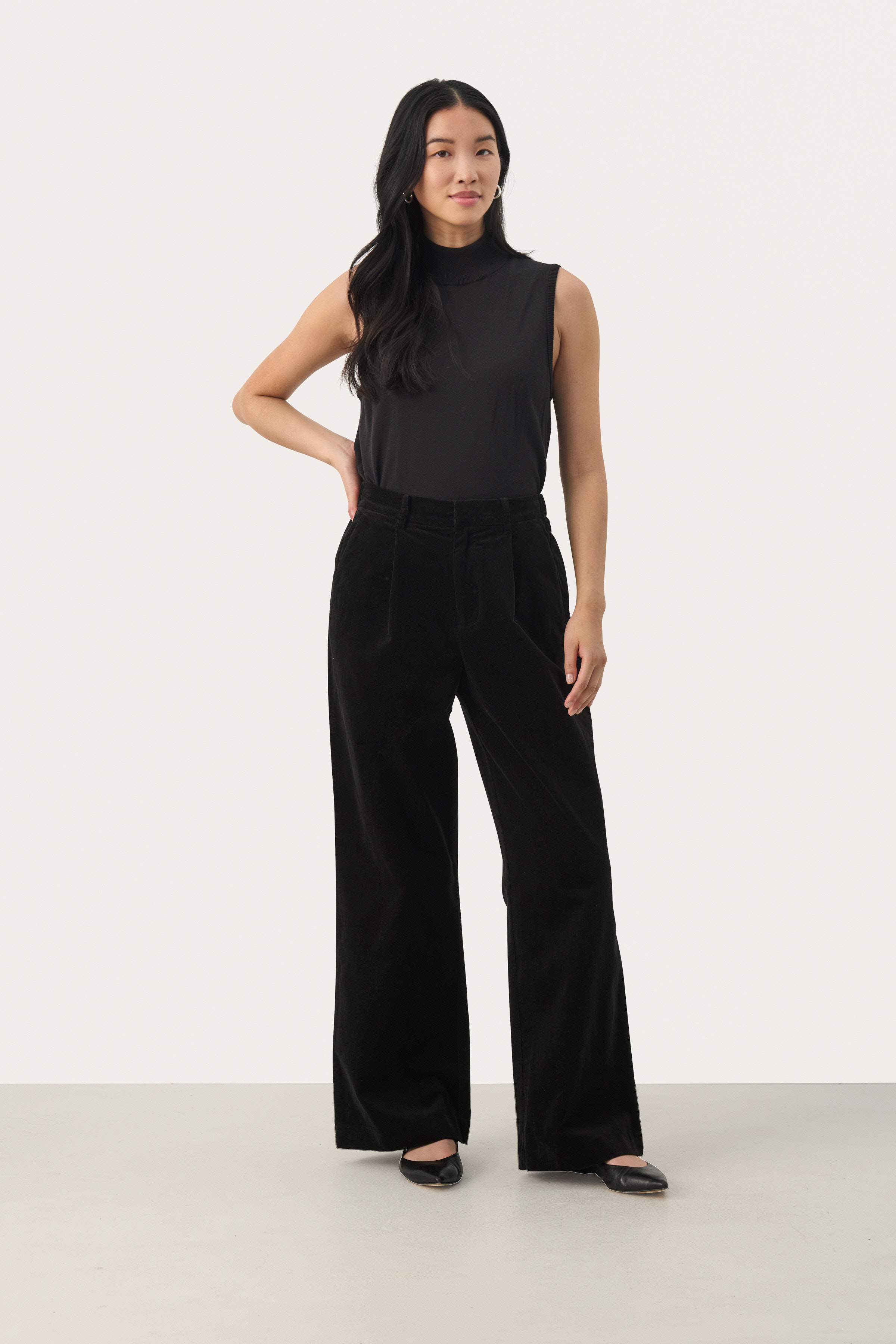 LatishaPW Trousers LOOKBOOK FRONT 30309204-194008