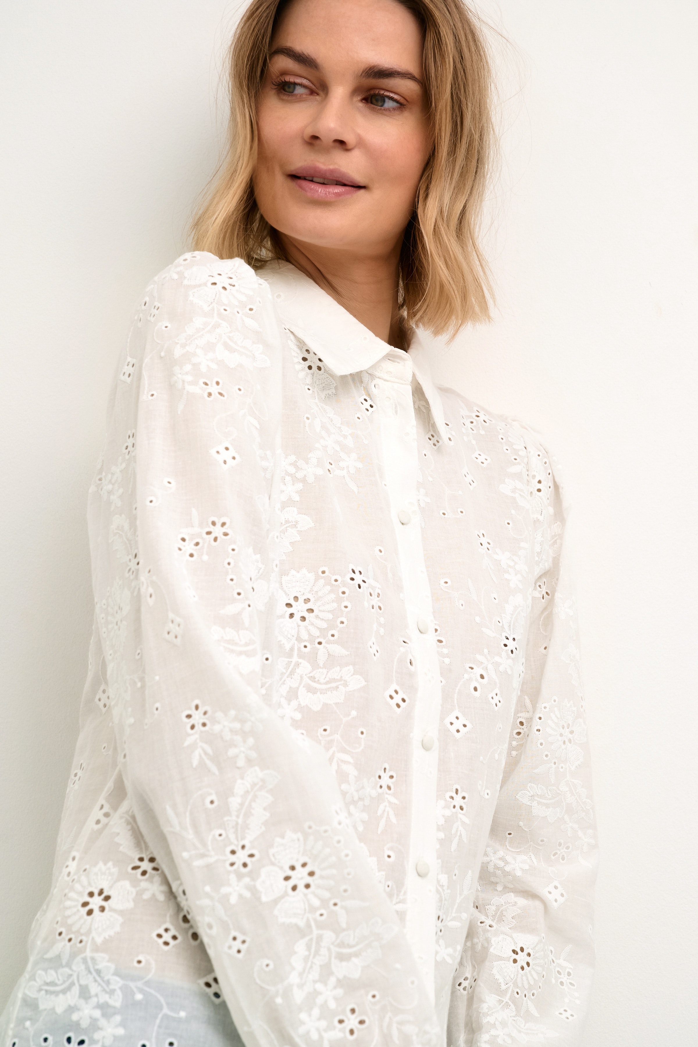 CUdora Blouse with embroidery LOOKBOOK DETAIL 50109851-500013