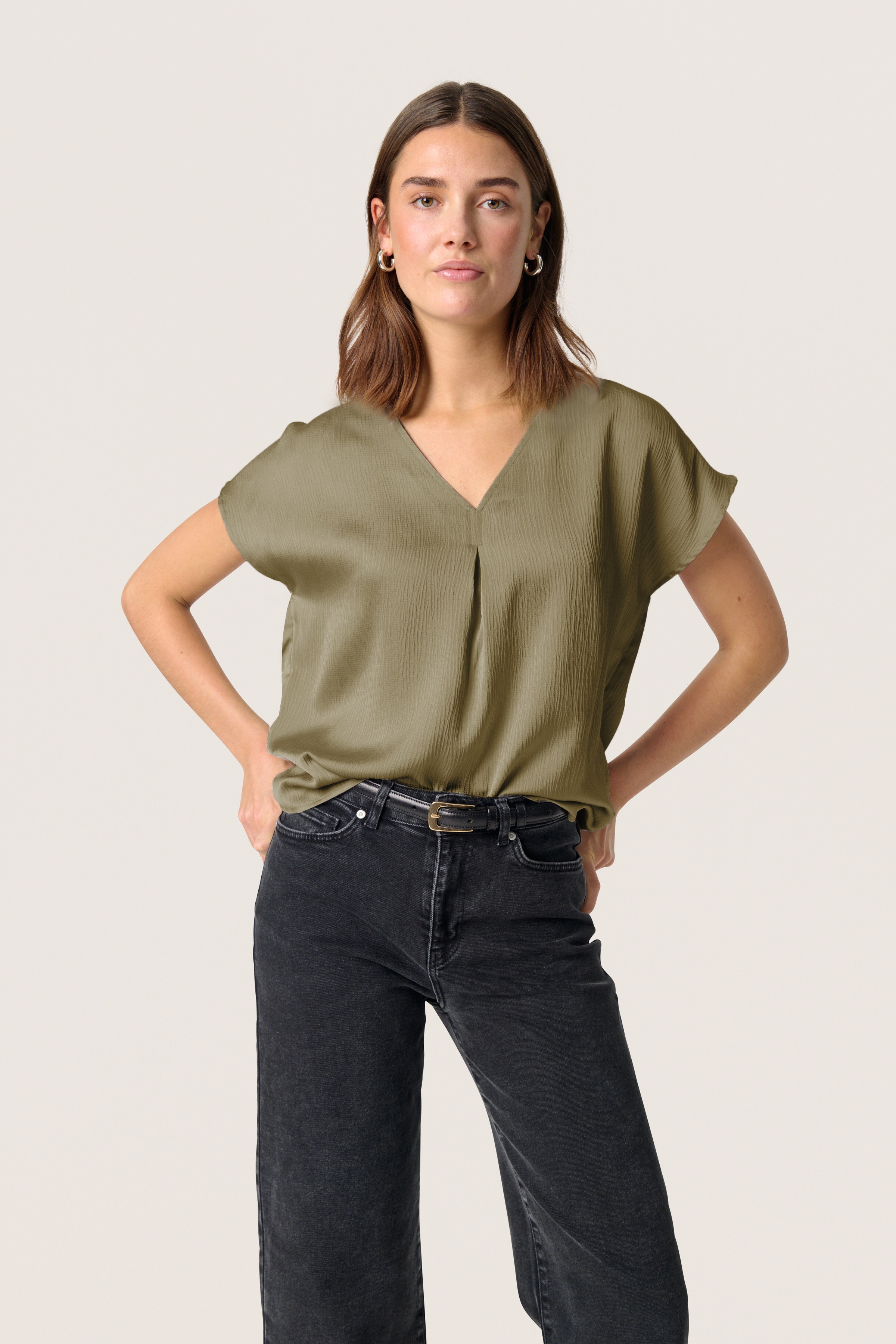 SLIoana Blouse LOOKBOOK FRONT 30407198-180617