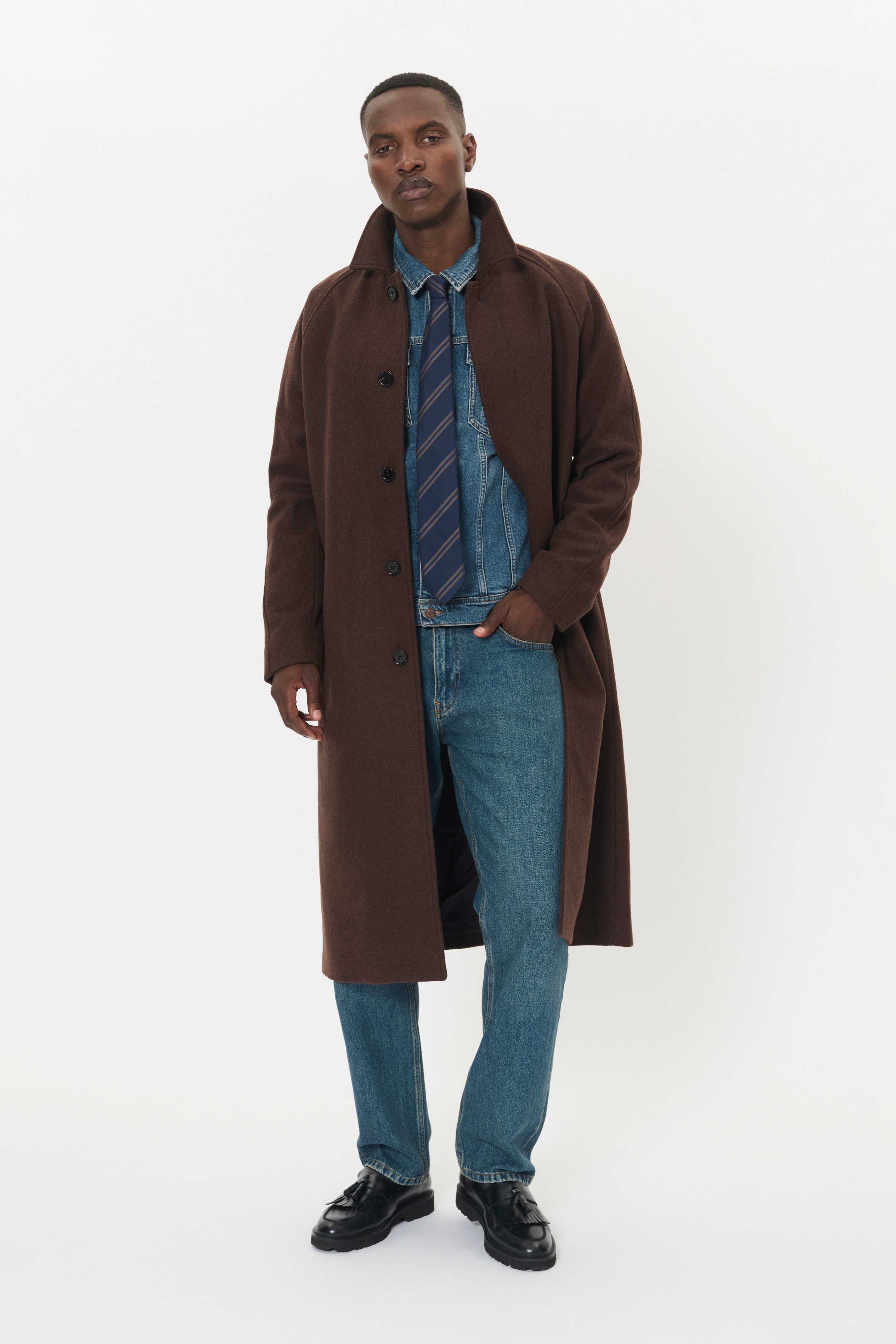 MAelijah M73 Mantel LOCATION NONE 30208861-191419