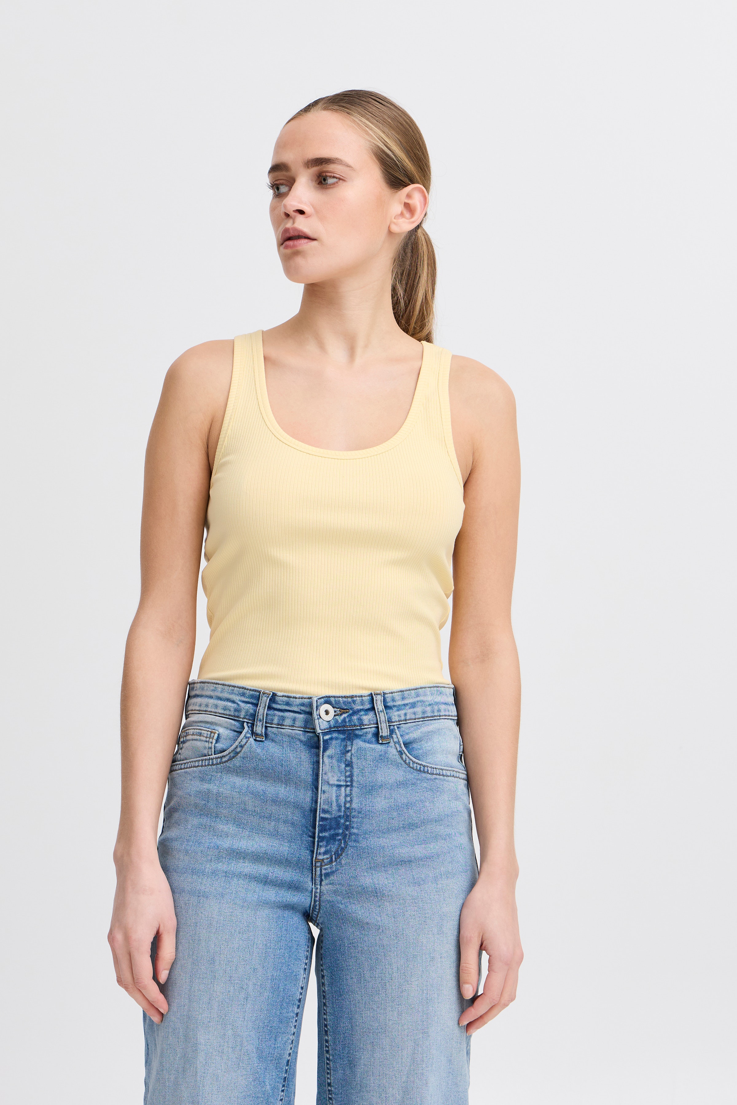 IHPALMER RIB BOX Top LOOKBOOK FRONT 20120342-130915