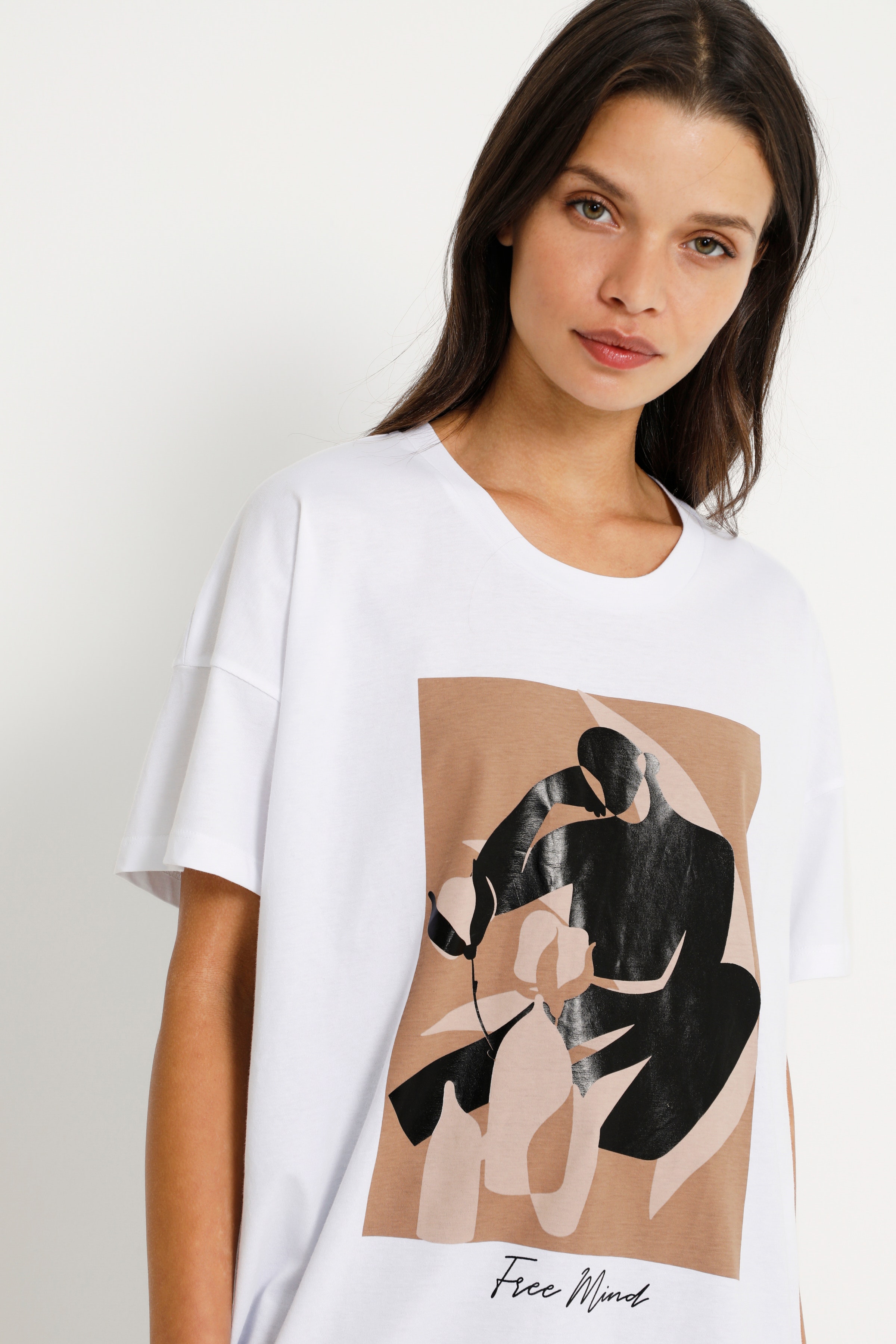 KAdora T-shirt LOOKBOOK DETAIL 10506588-110601