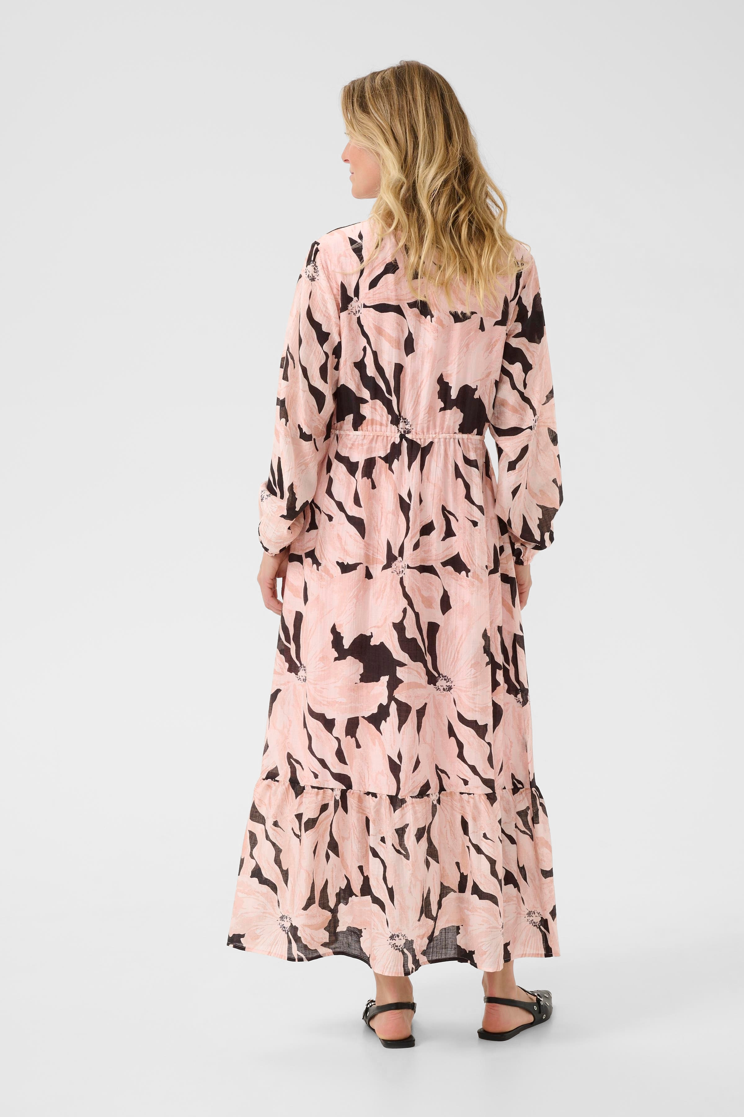 CRReese Kleid LOOKBOOK BACK 10614344-108365