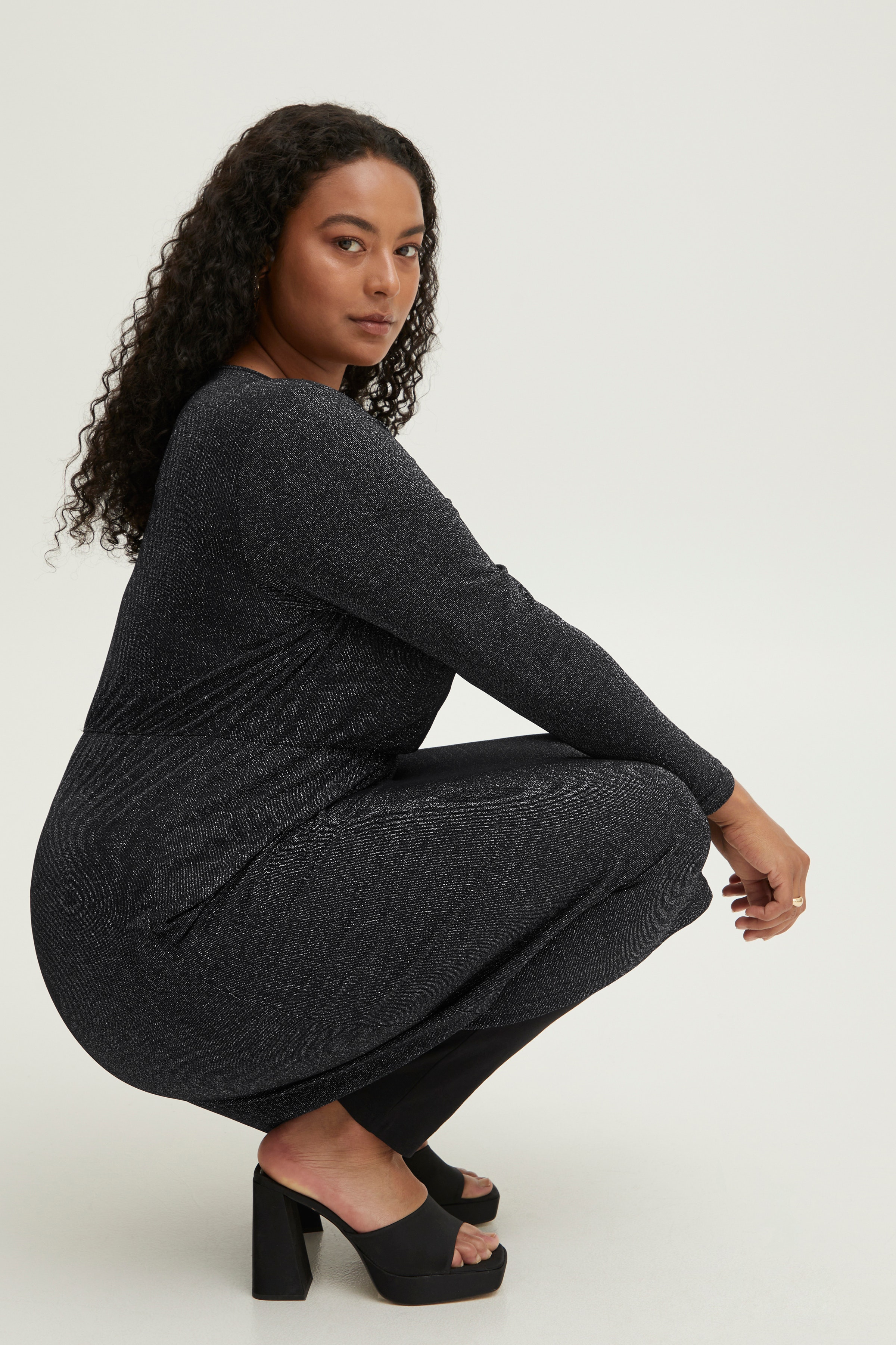 FPLUCY Dress LOOKBOOK DETAIL 20611588-200115