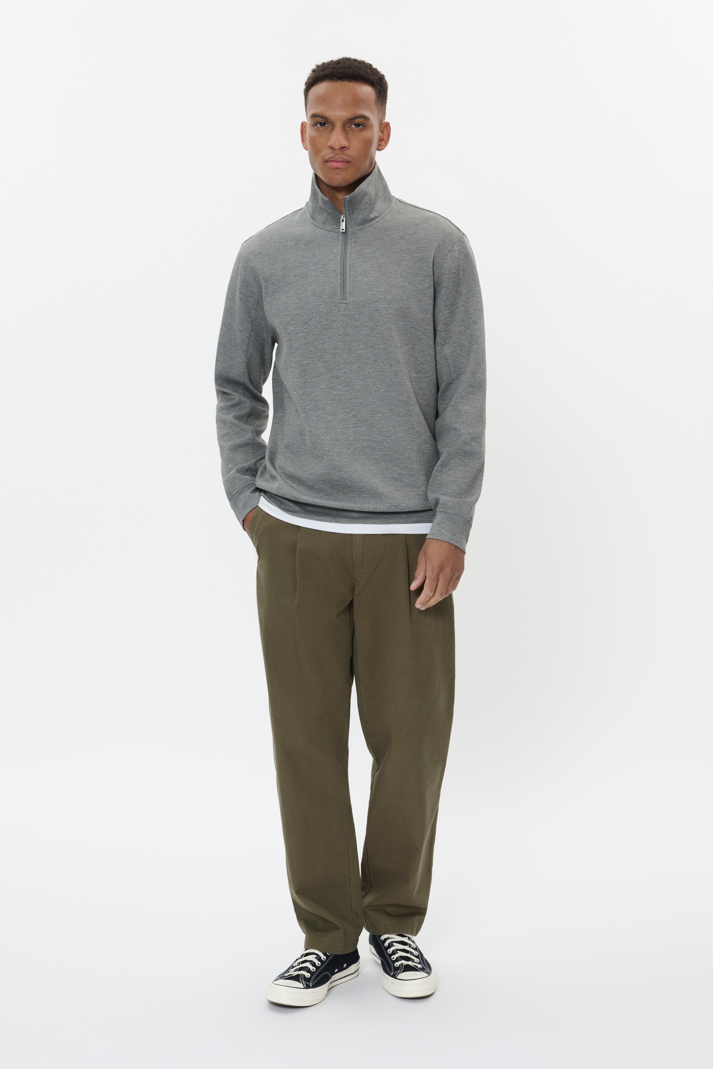 MAkade Pullover LOOKBOOK FRONT 30207518-300271