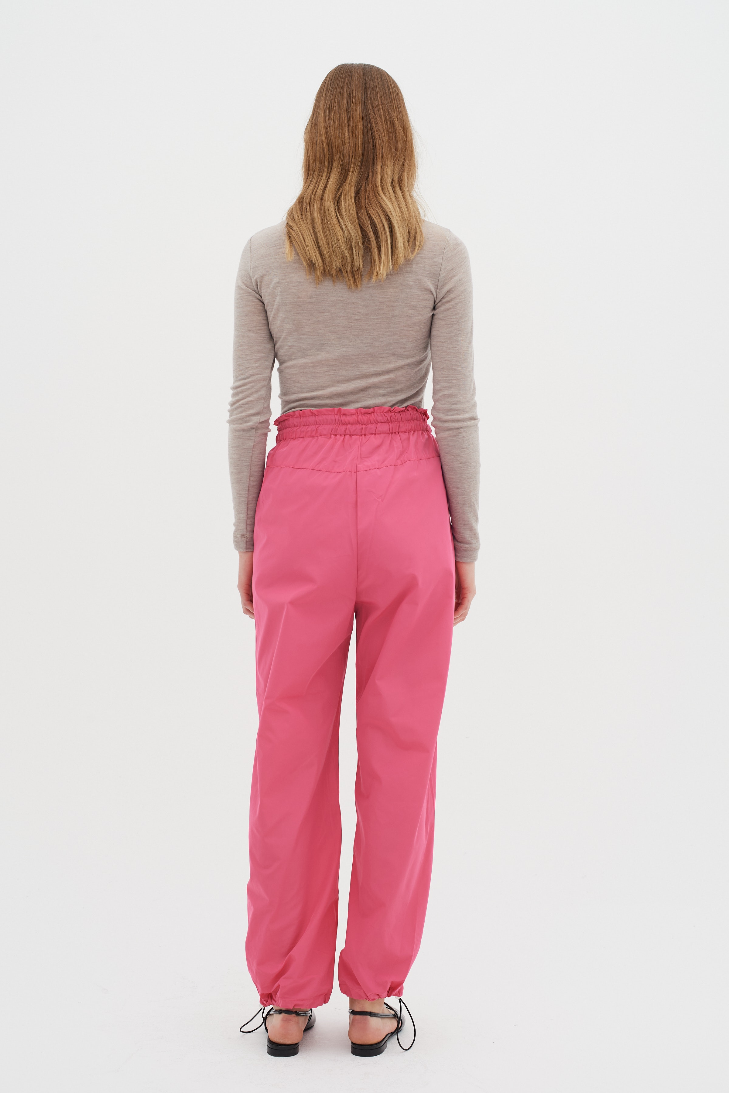 TaniaIW Trousers LOOKBOOK BACK 30109048-182120