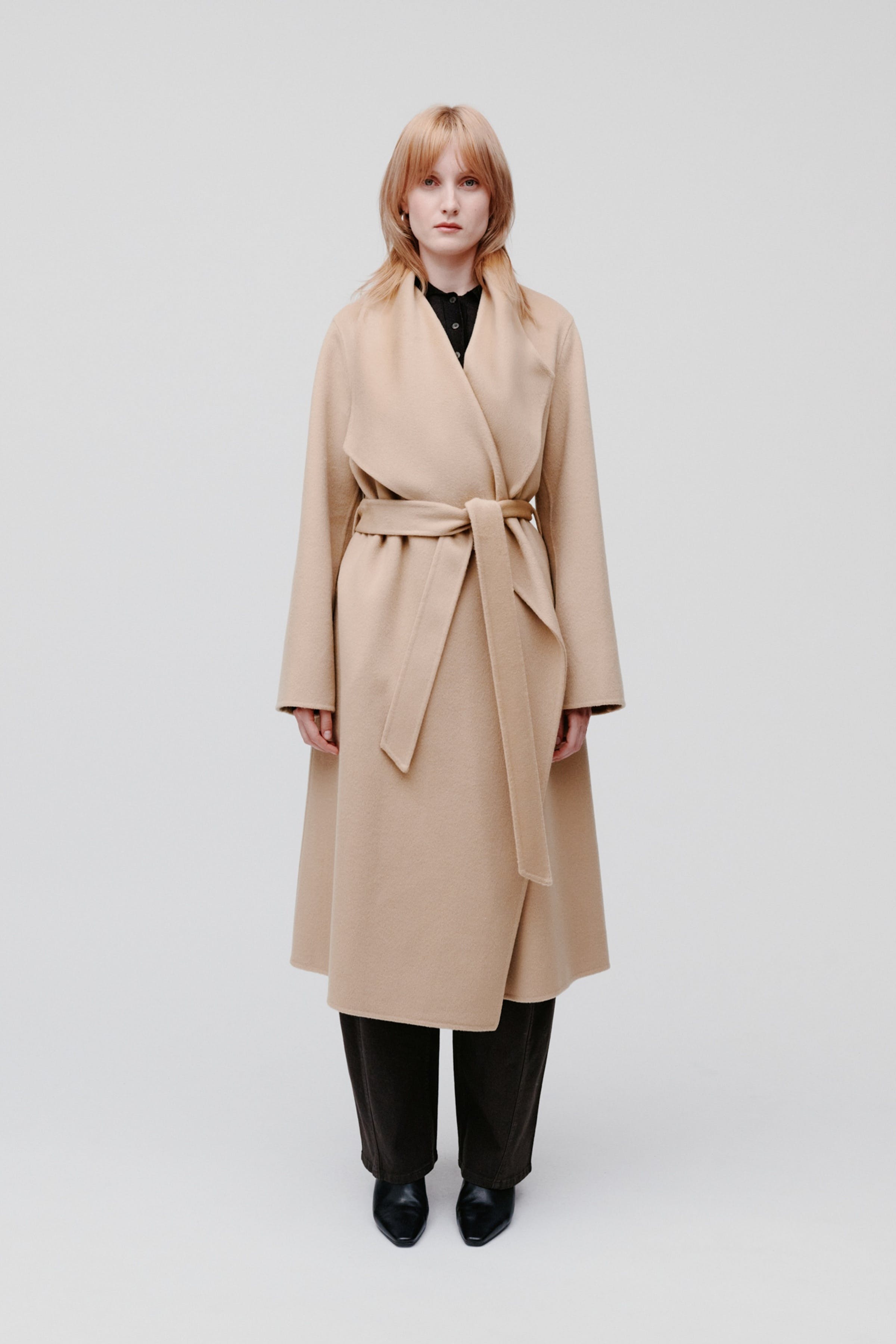 CARRIE ROSE Coat LOOKBOOK FRONT 30600562-BE401