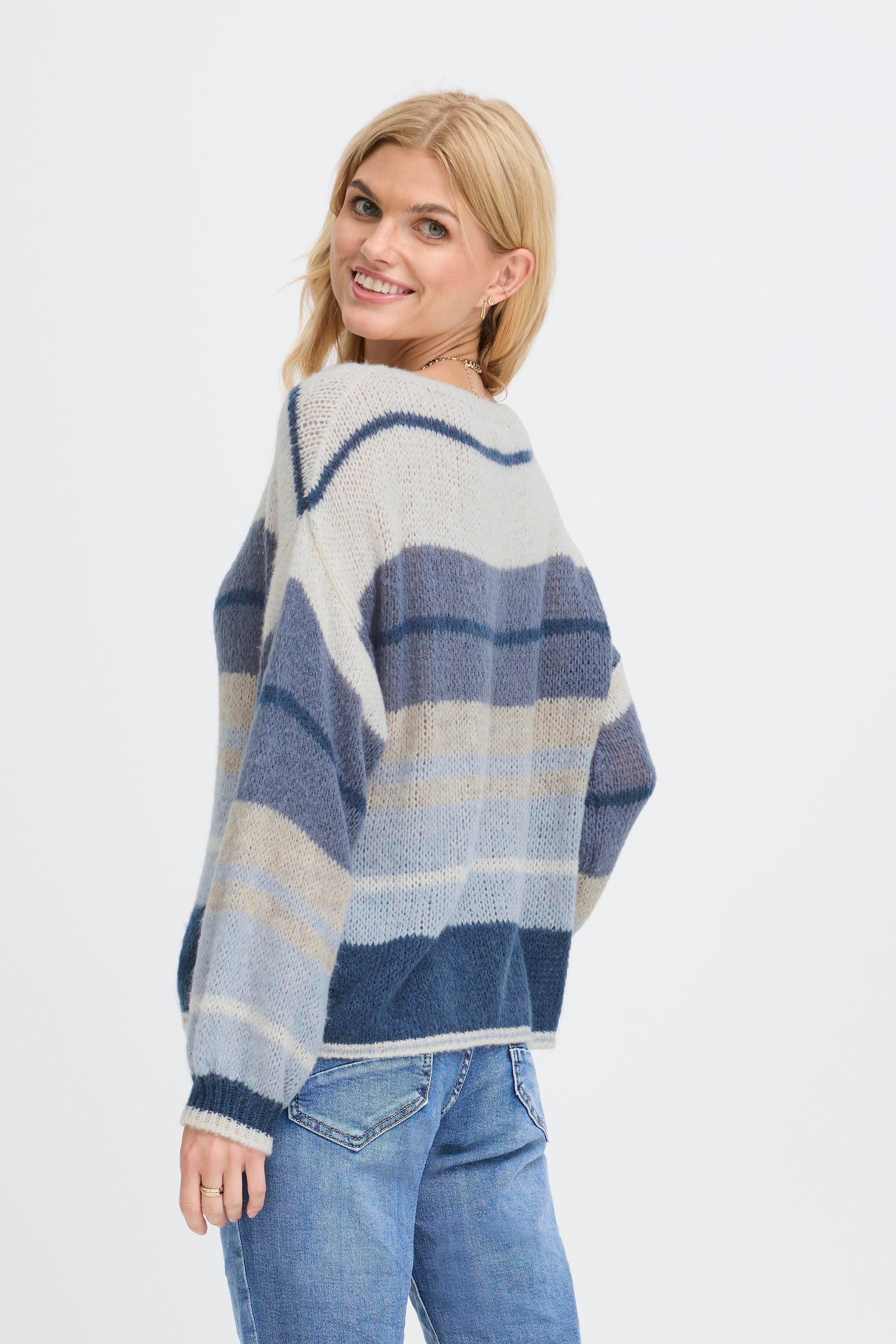 SBCUMBANA Pullover LOOKBOOK BACK 22101062-173912