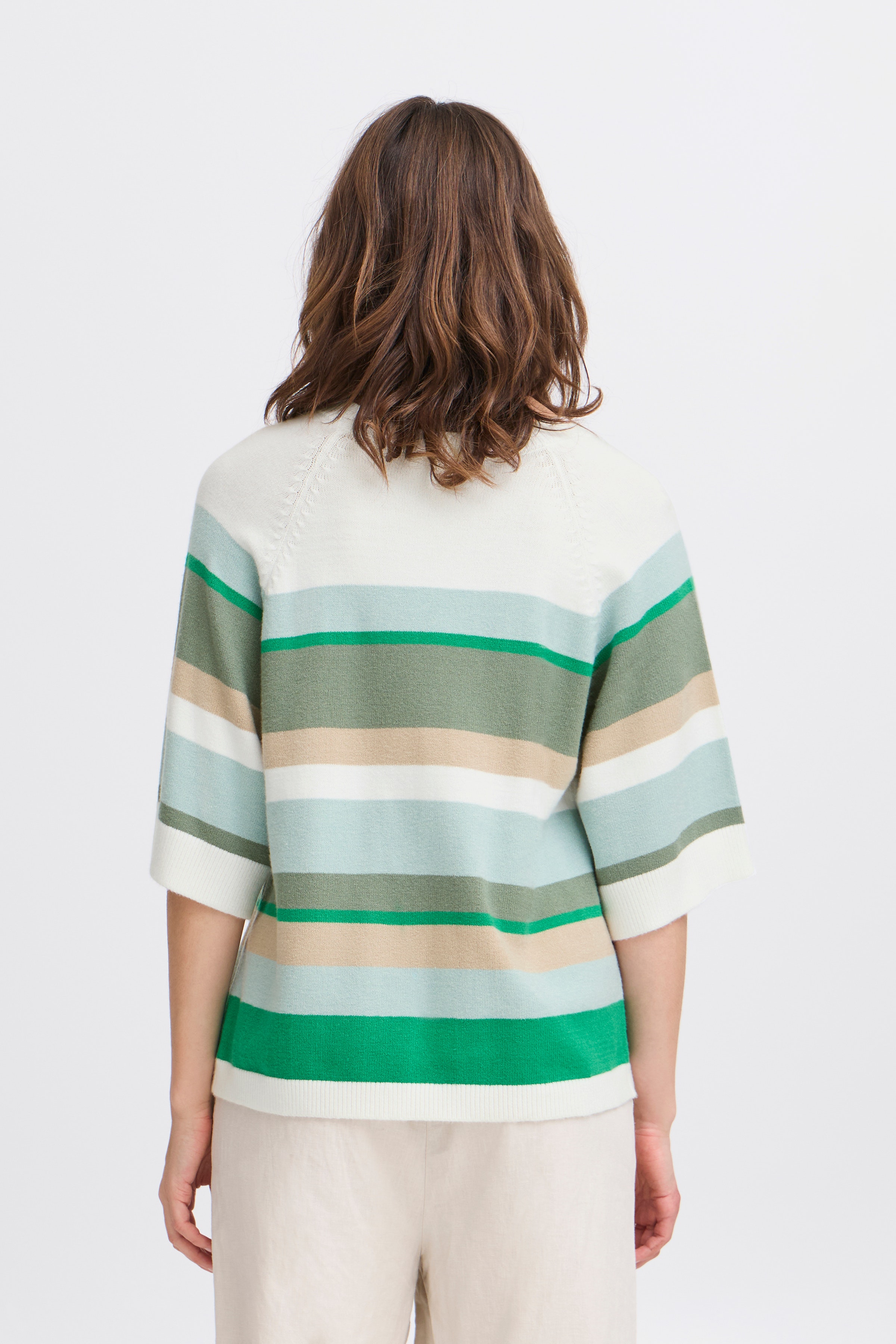 BYNONINA Pullover LOOKBOOK BACK 20816640-204594