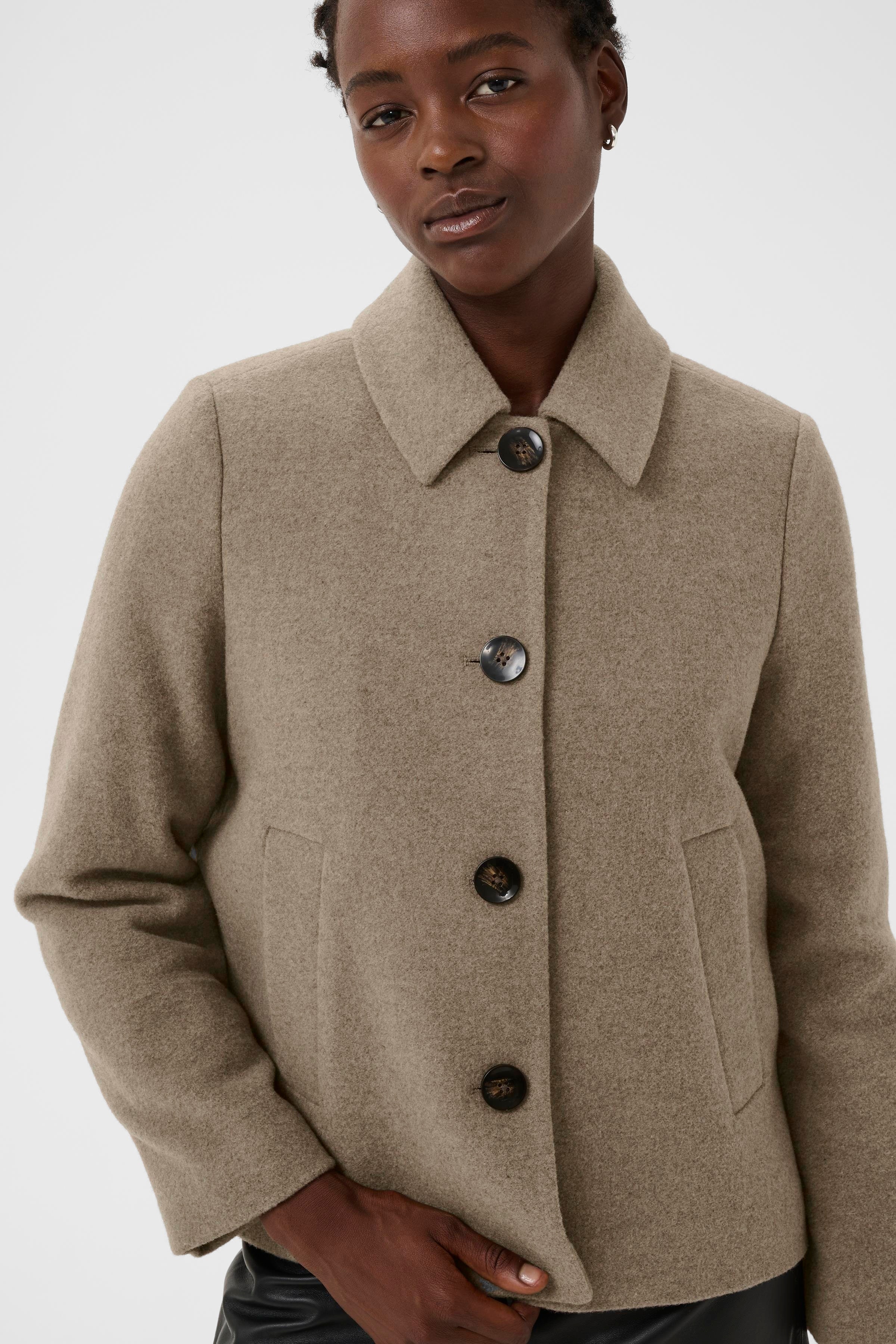 LamillaPW Coat LOOKBOOK DETAIL 30310259-1811121