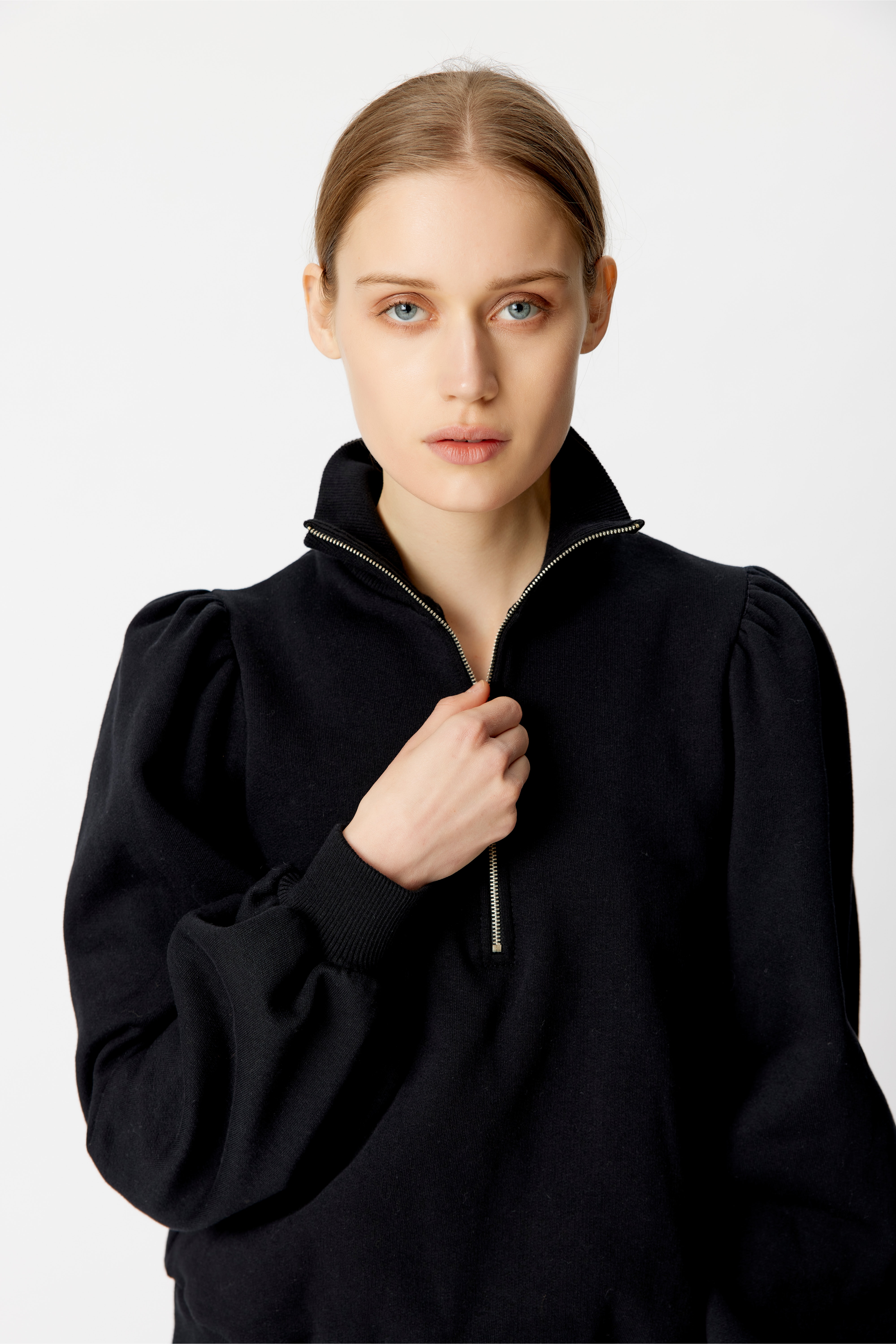 NankitaGZ Sweatshirt LOOKBOOK FRONT 10905581-100017