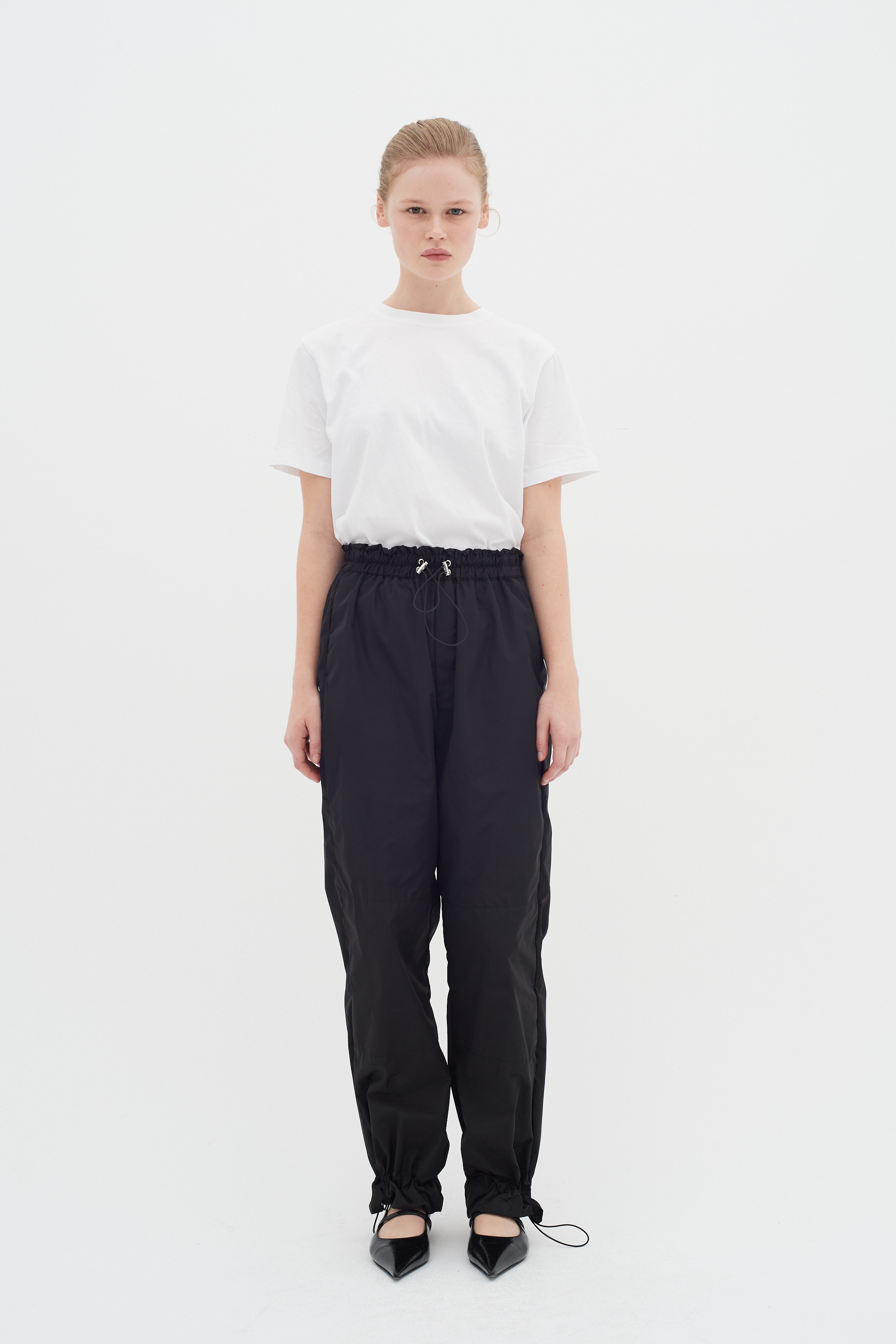 TaniaIW Trousers LOOKBOOK FRONT 30109048-194008