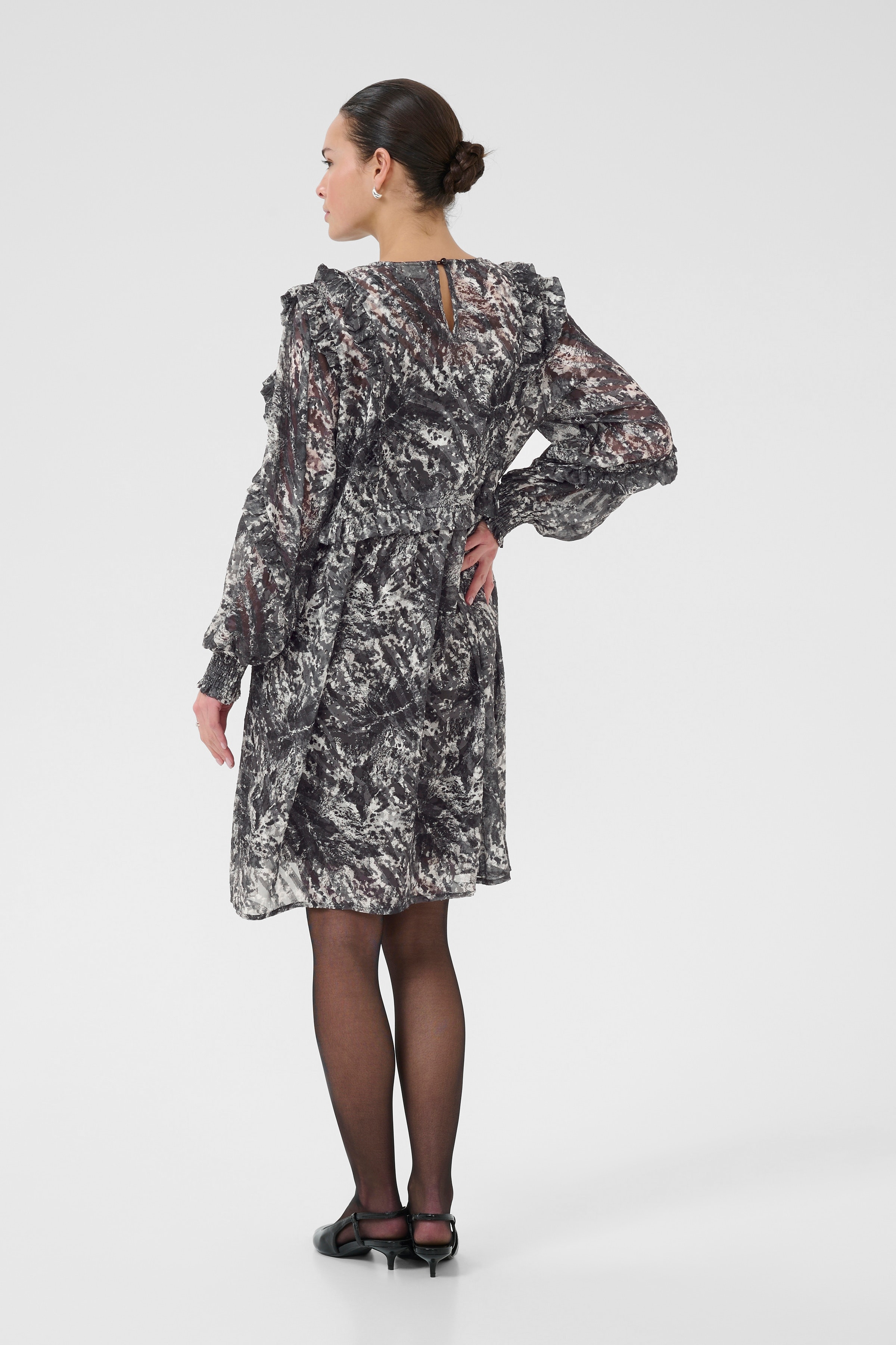 KAalica Dress LOOKBOOK BACK 10510529-108203