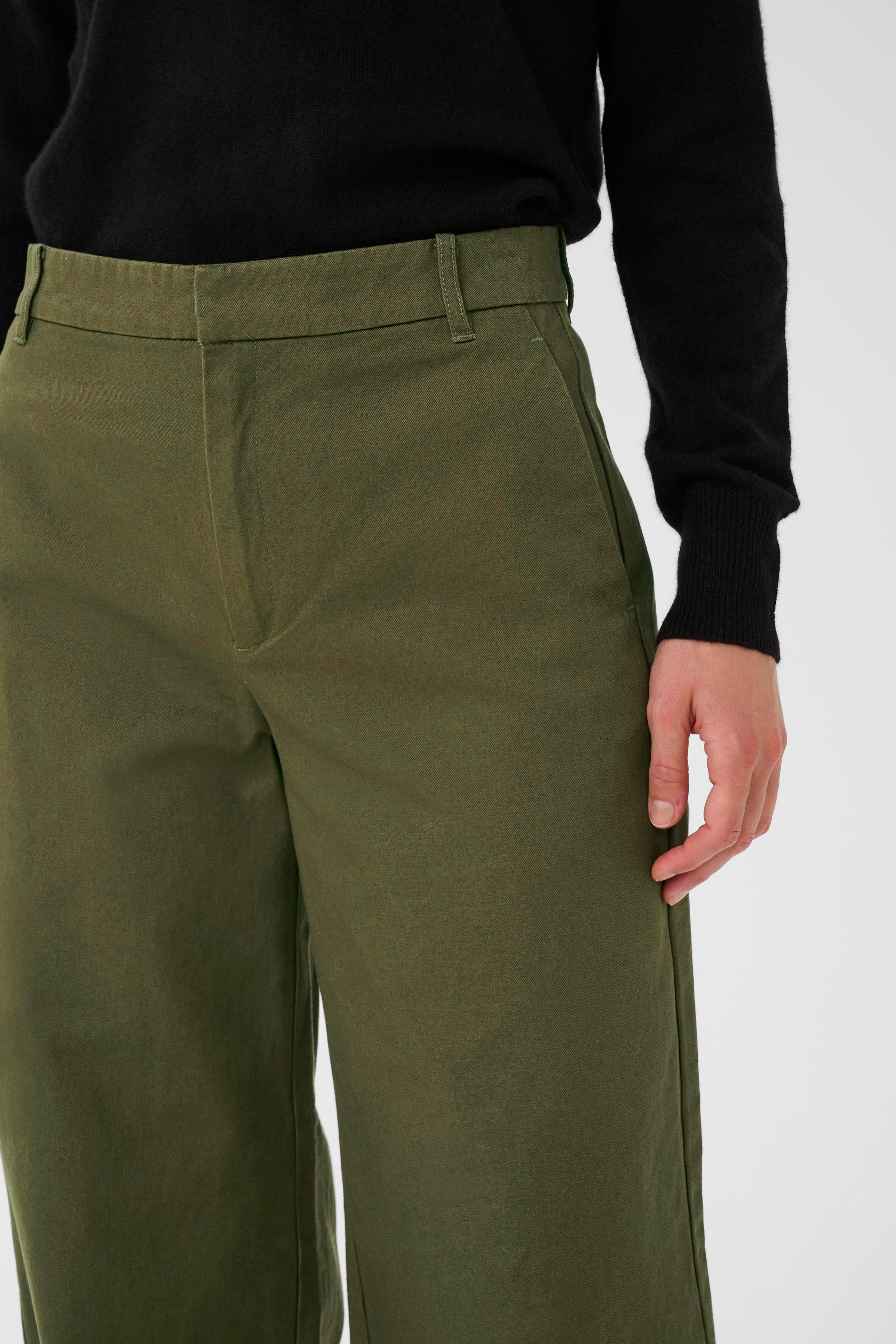 NickyIW Hose LOOKBOOK DETAIL 30111024-190512