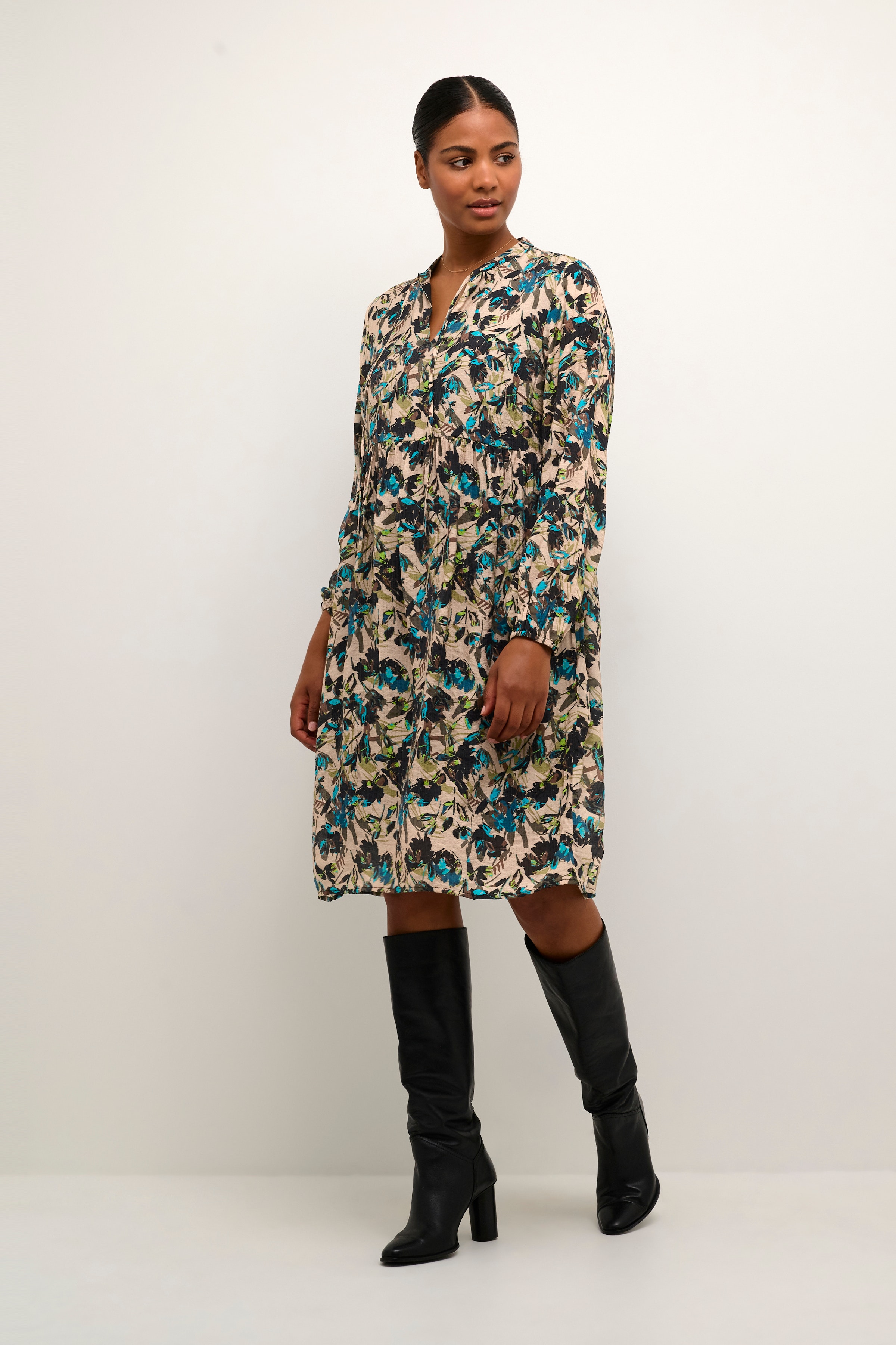 KAolga Kjole LOOKBOOK FRONT 10507641-104490