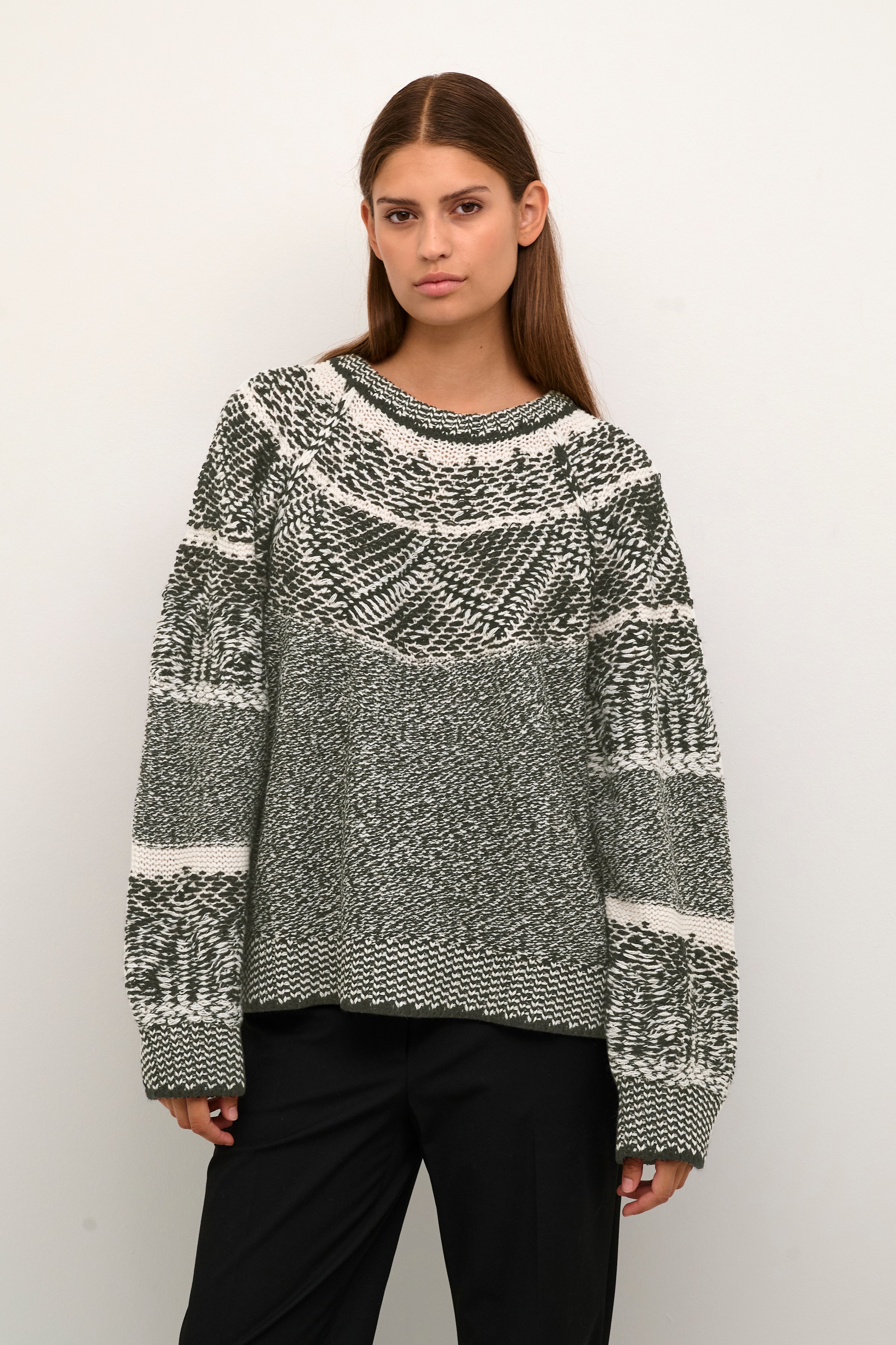 MatildeKB Pullover LOOKBOOK FRONT 10104772-194008