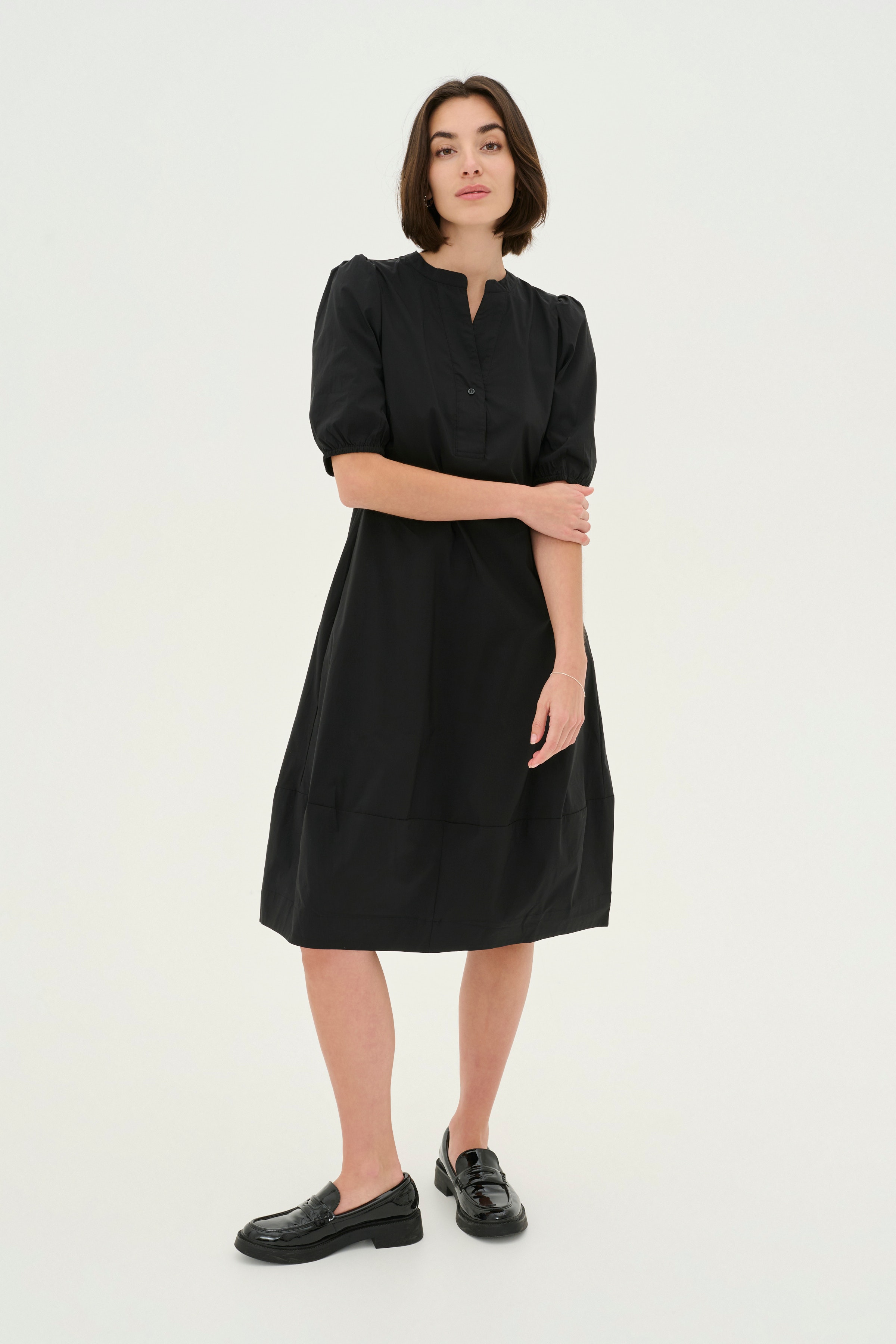 CUantoinett Dress LOOKBOOK FRONT 50110038-500012