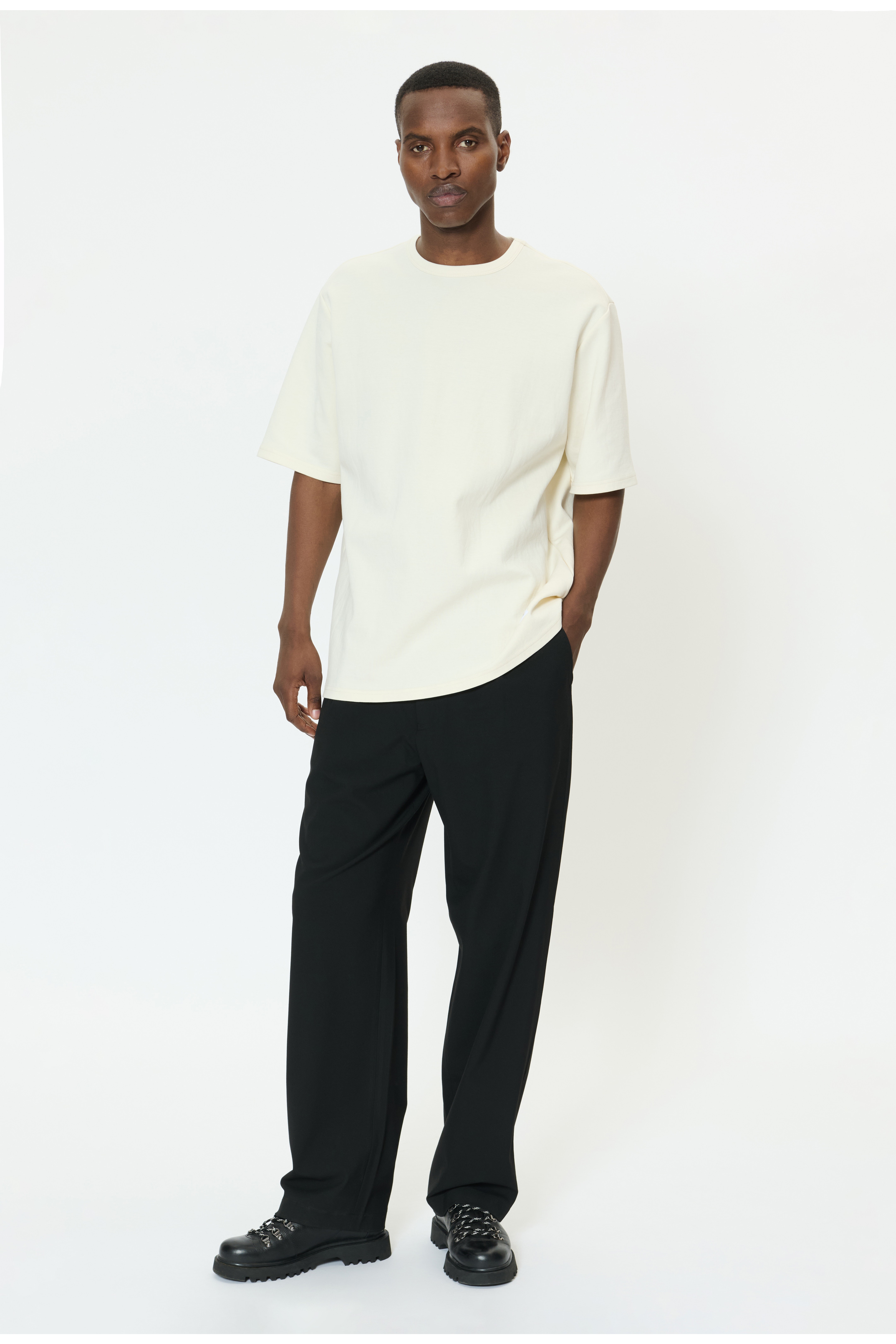 MAChino Hose LOOKBOOK FRONT 30209212-300275