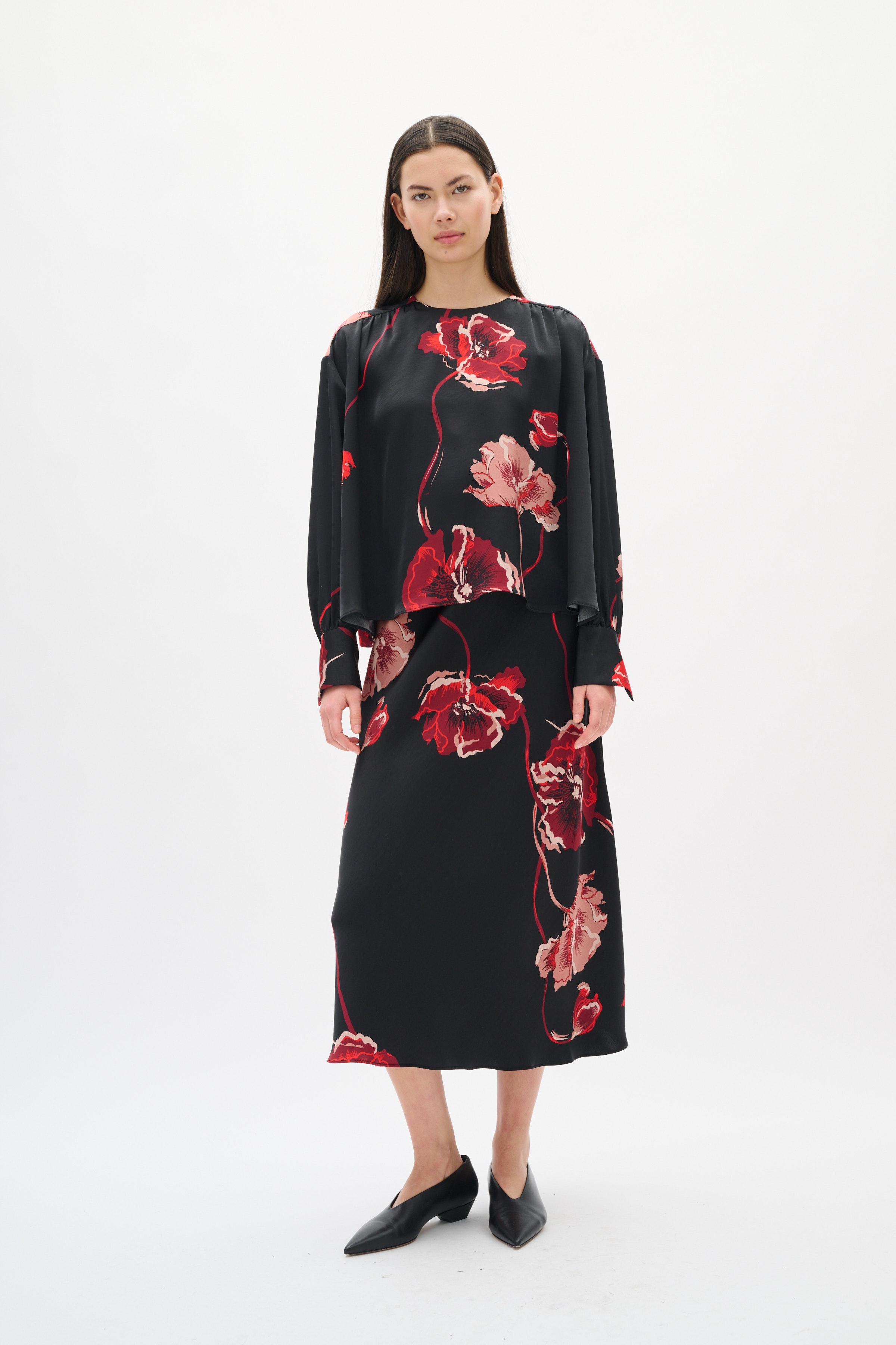 DAWNIW Skirt LOOKBOOK FRONT 30112010-900002573