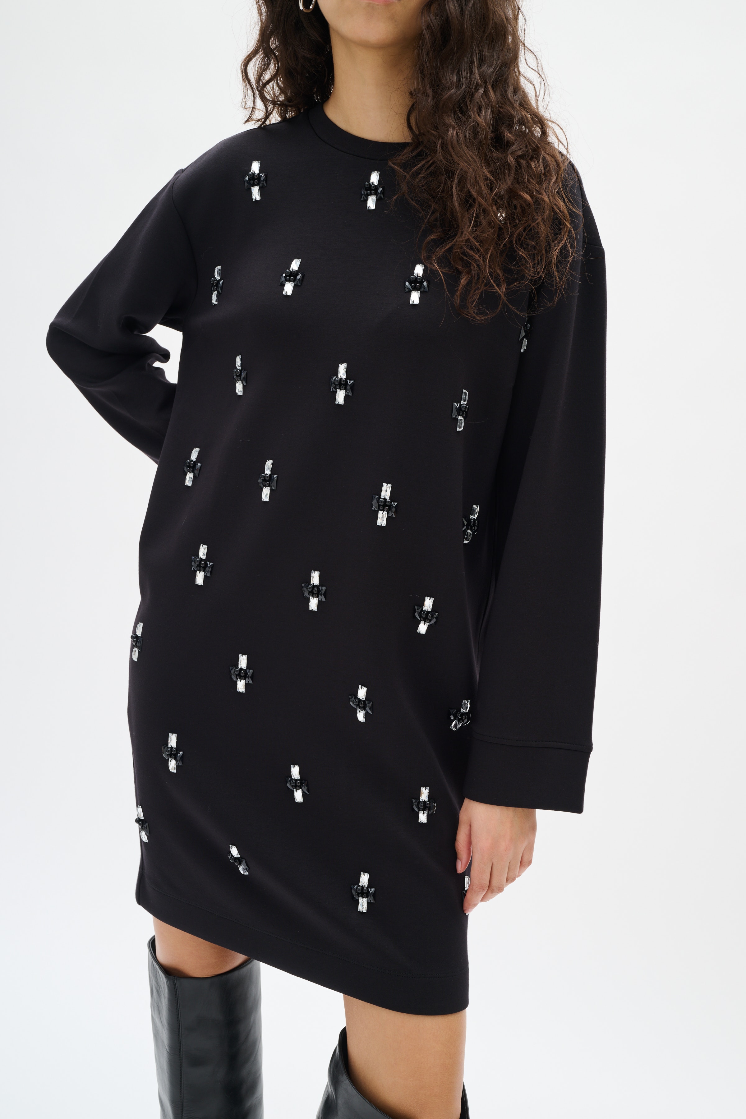 KINCENTIW Kjole LOOKBOOK FRONT 30112112-194008
