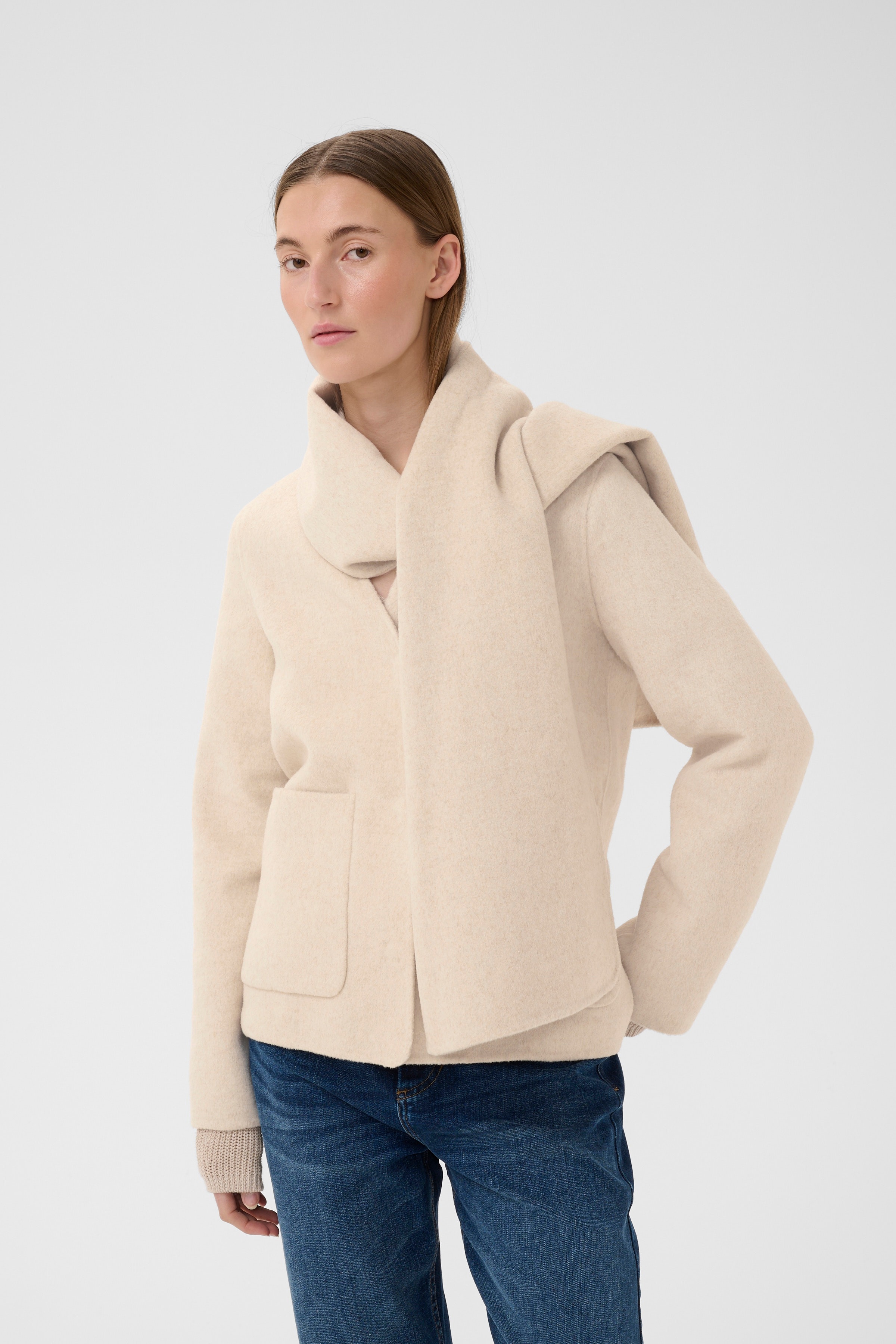 HAIZLEYIW Jas LOOKBOOK FRONT 30112240-300597