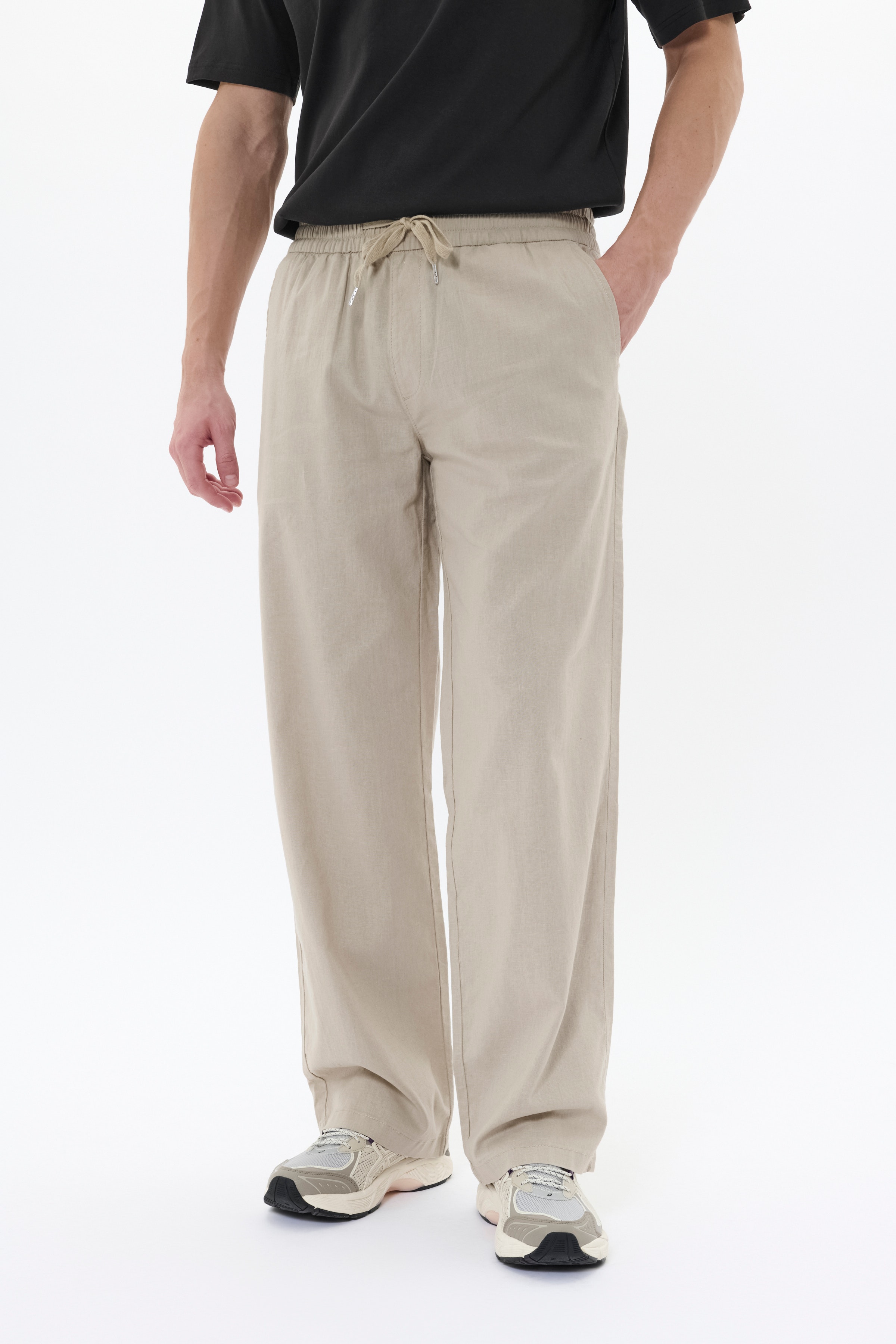 MABarton Wide Trousers LOOKBOOK FRONT 30208435-161105