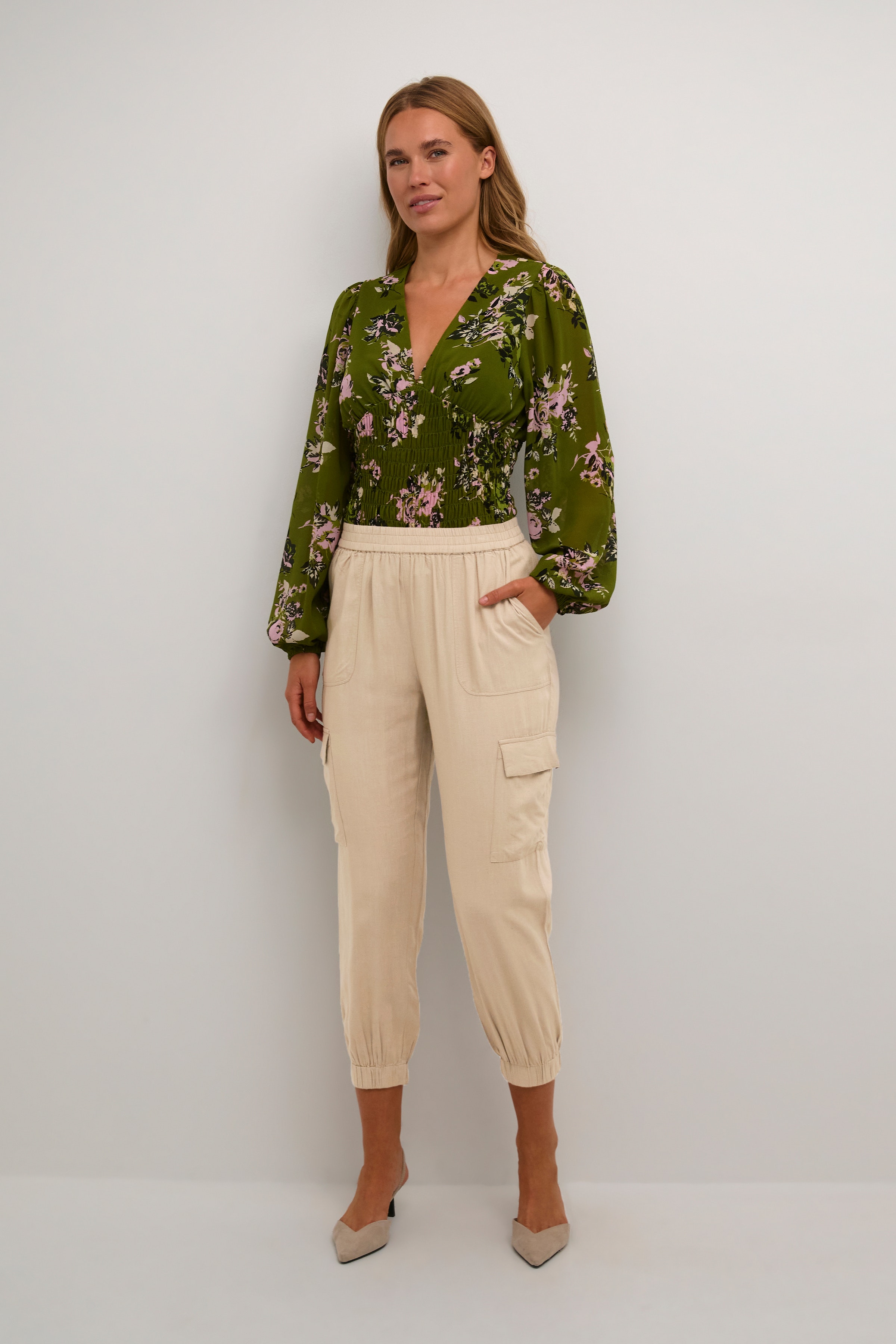 KAmilia Linen Trousers LOOKBOOK FRONT 10508429-171109